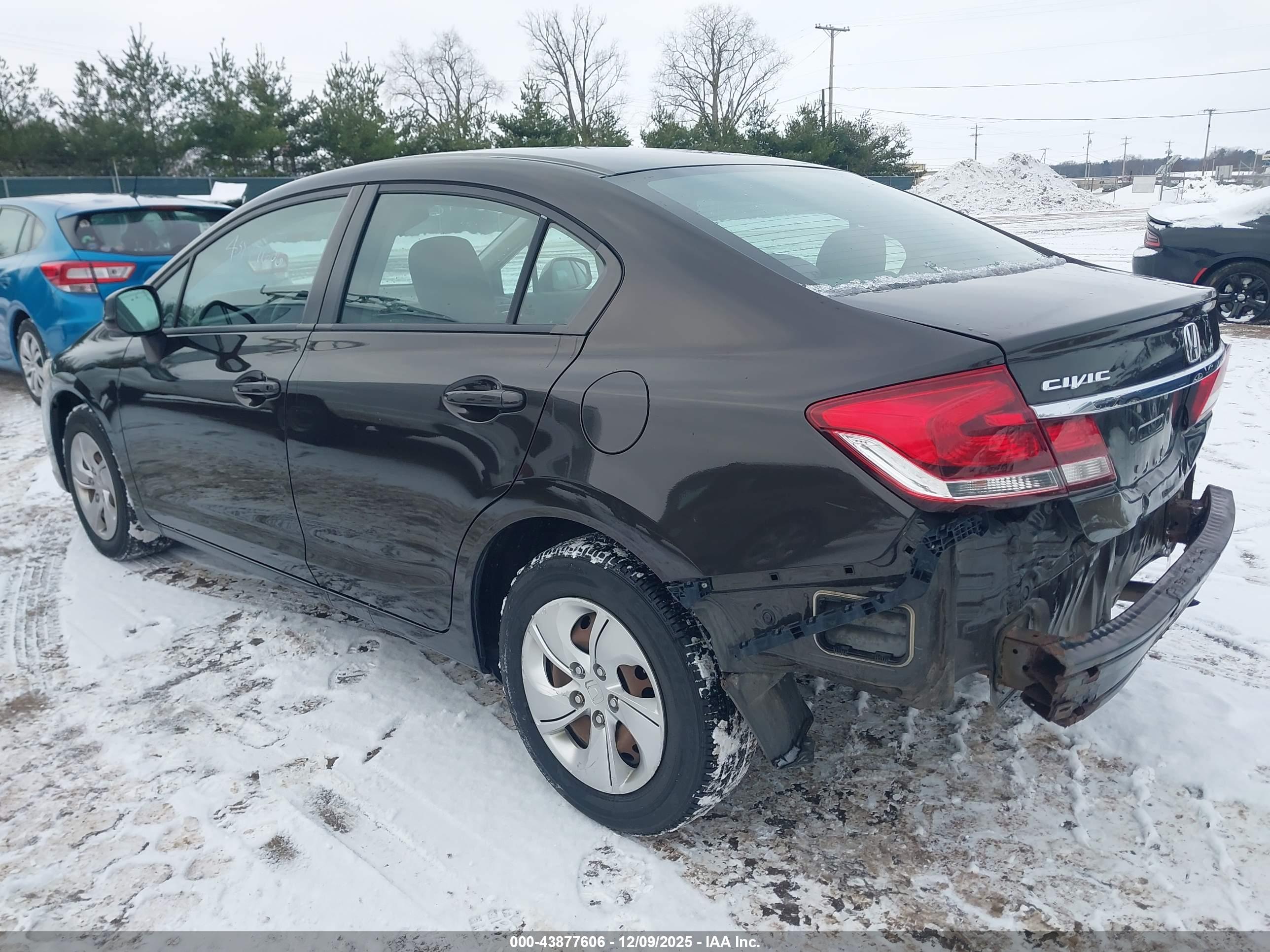 HONDA CIVIC image 3