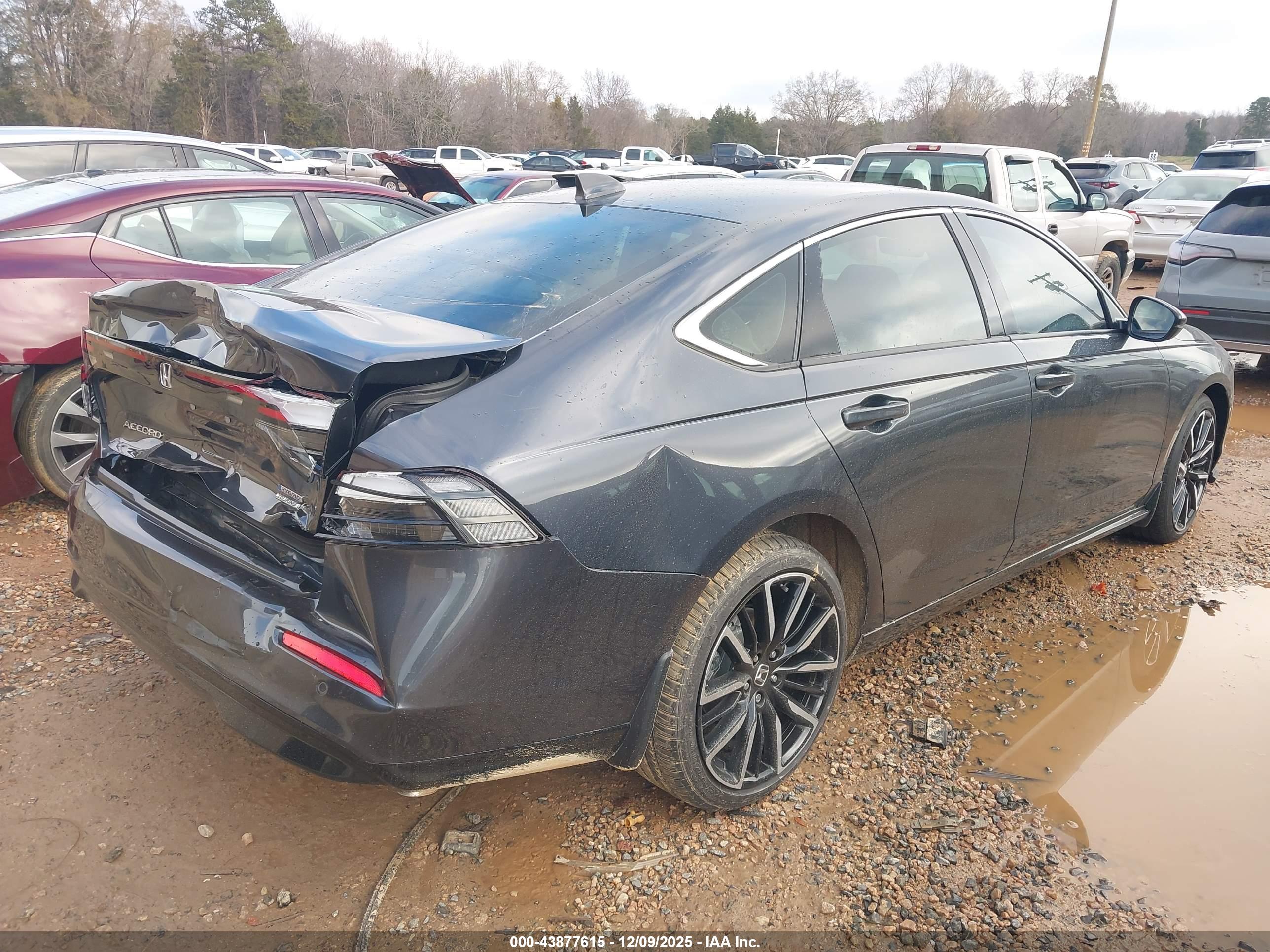 HONDA ACCORD image 4
