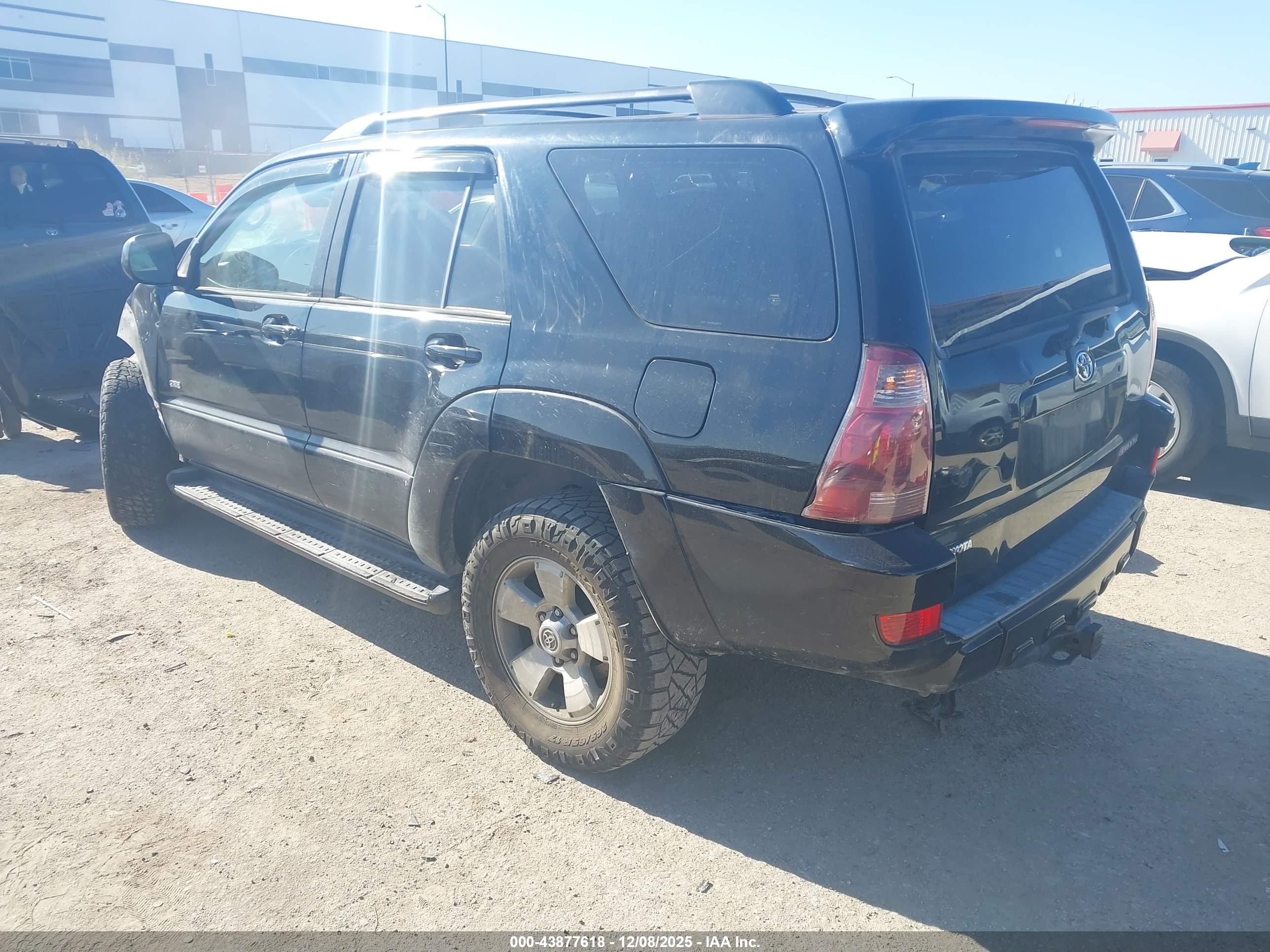 TOYOTA 4RUNNER image 3