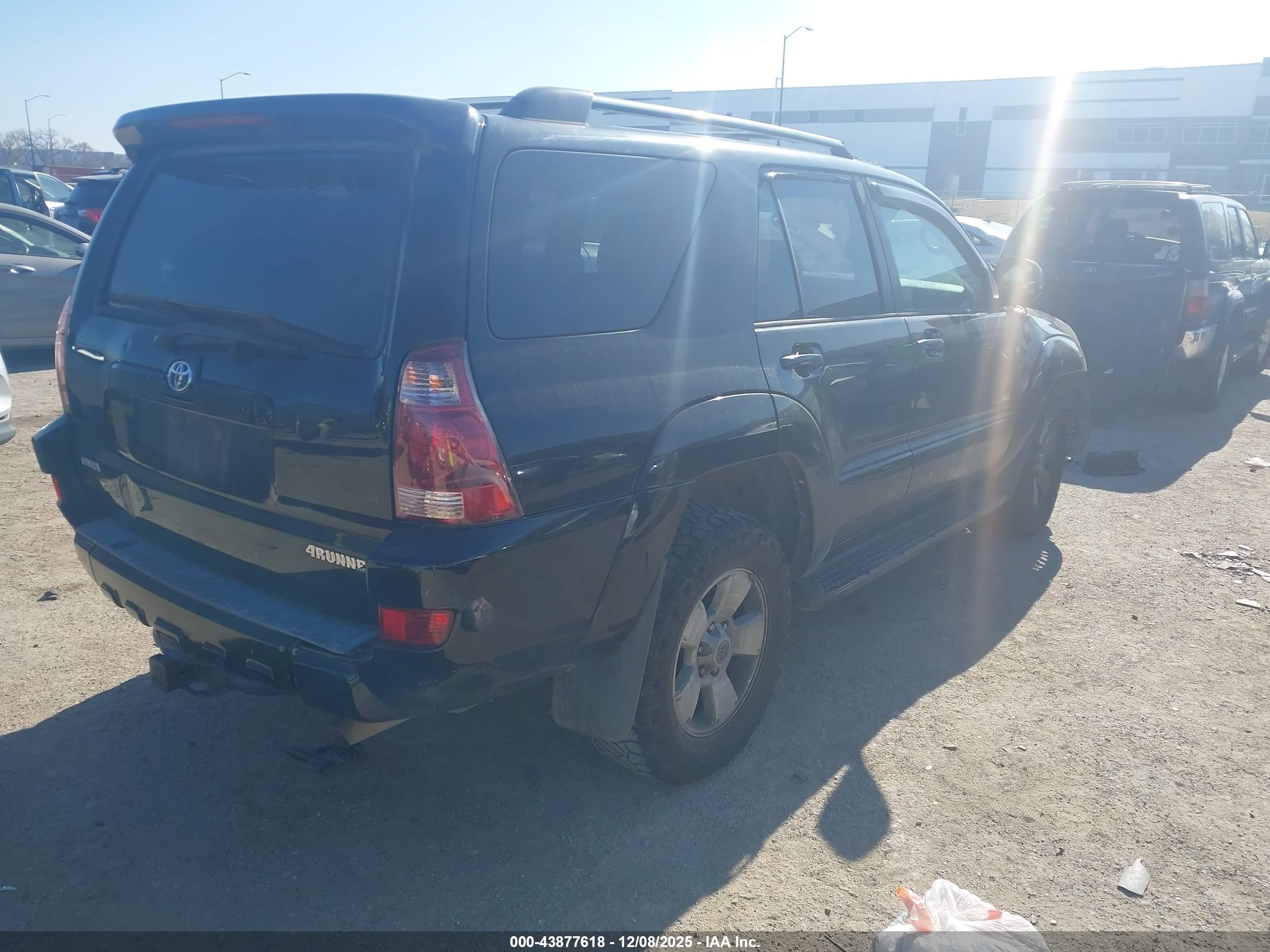 TOYOTA 4RUNNER image 4