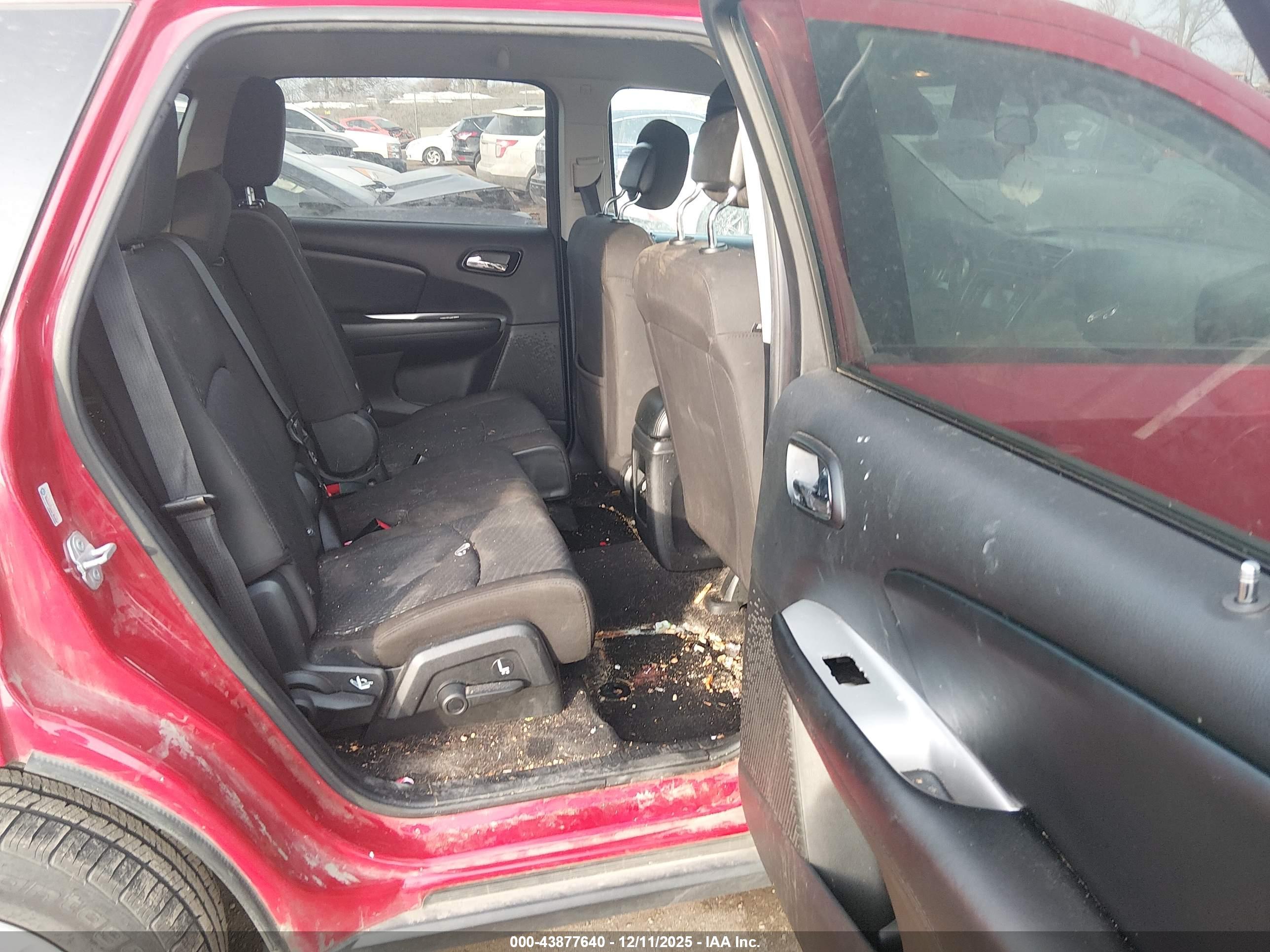 DODGE JOURNEY image 8