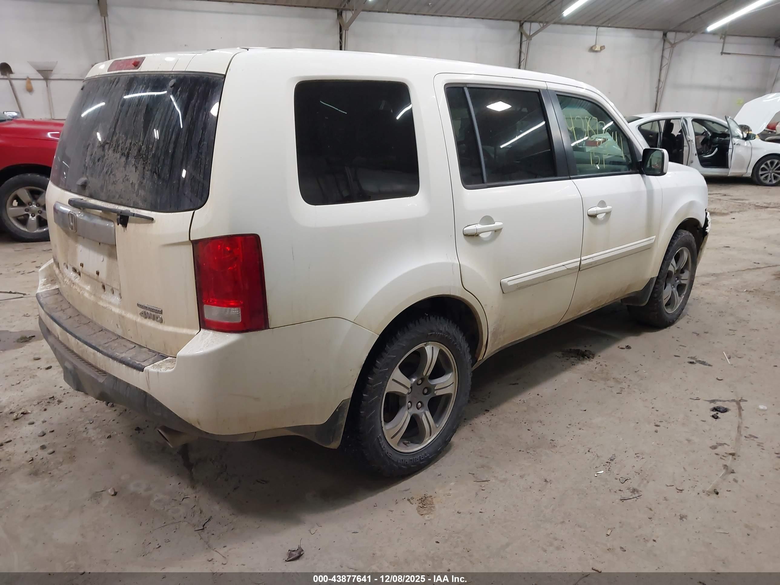 HONDA PILOT image 4