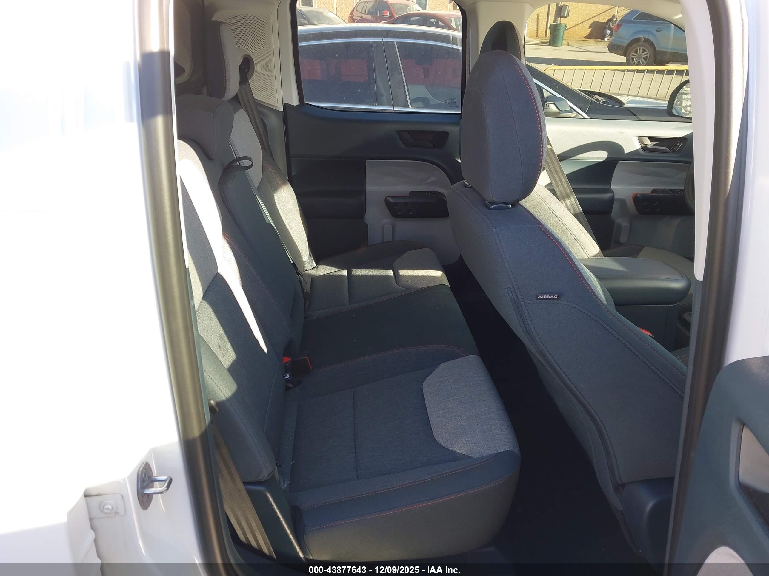 FORD MAVERICK image 8
