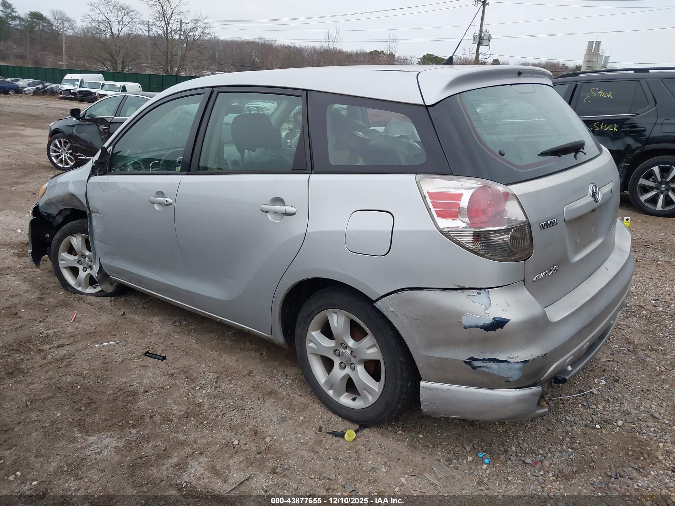 TOYOTA MATRIX image 3