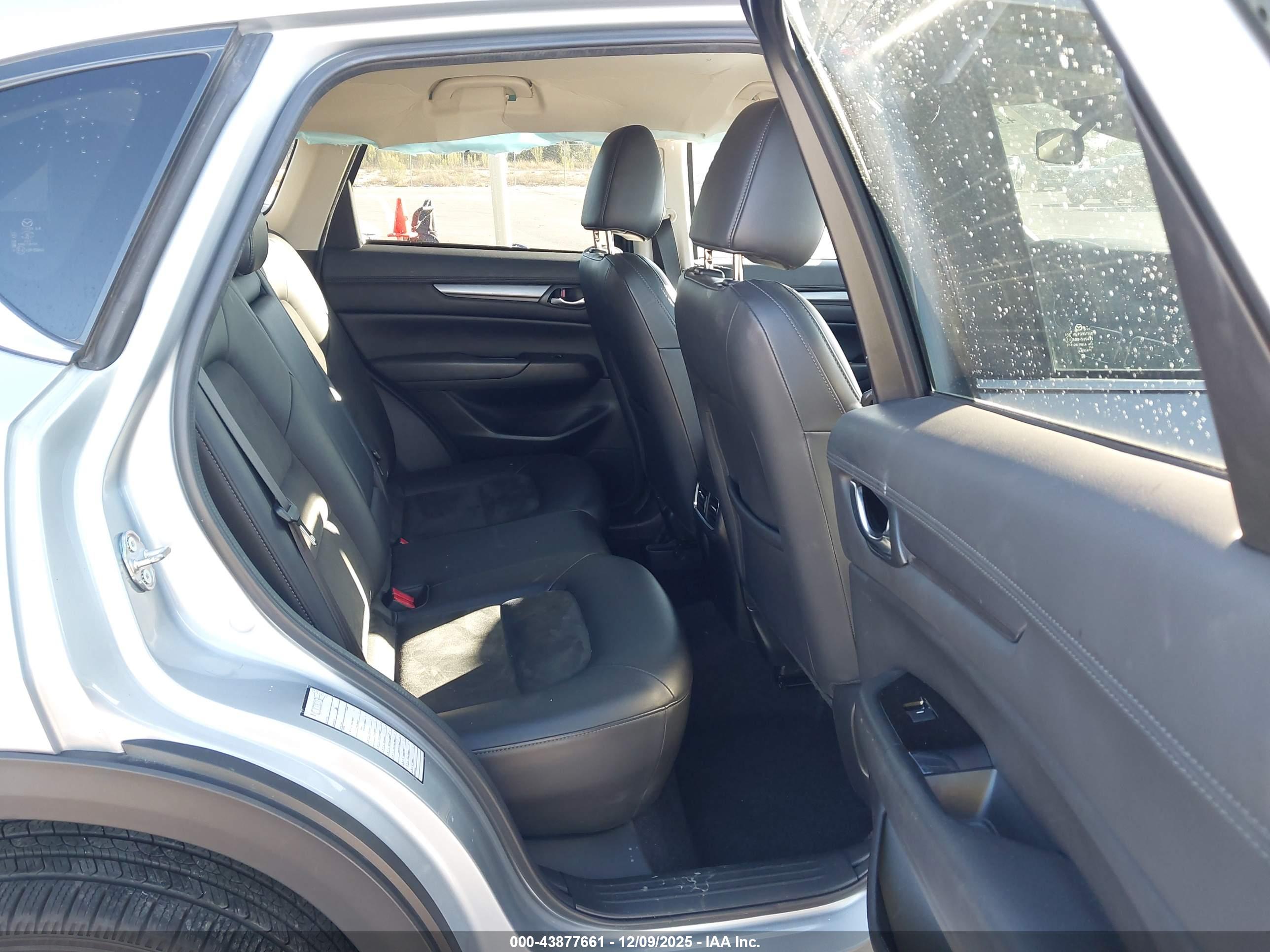 MAZDA CX-5 image 8