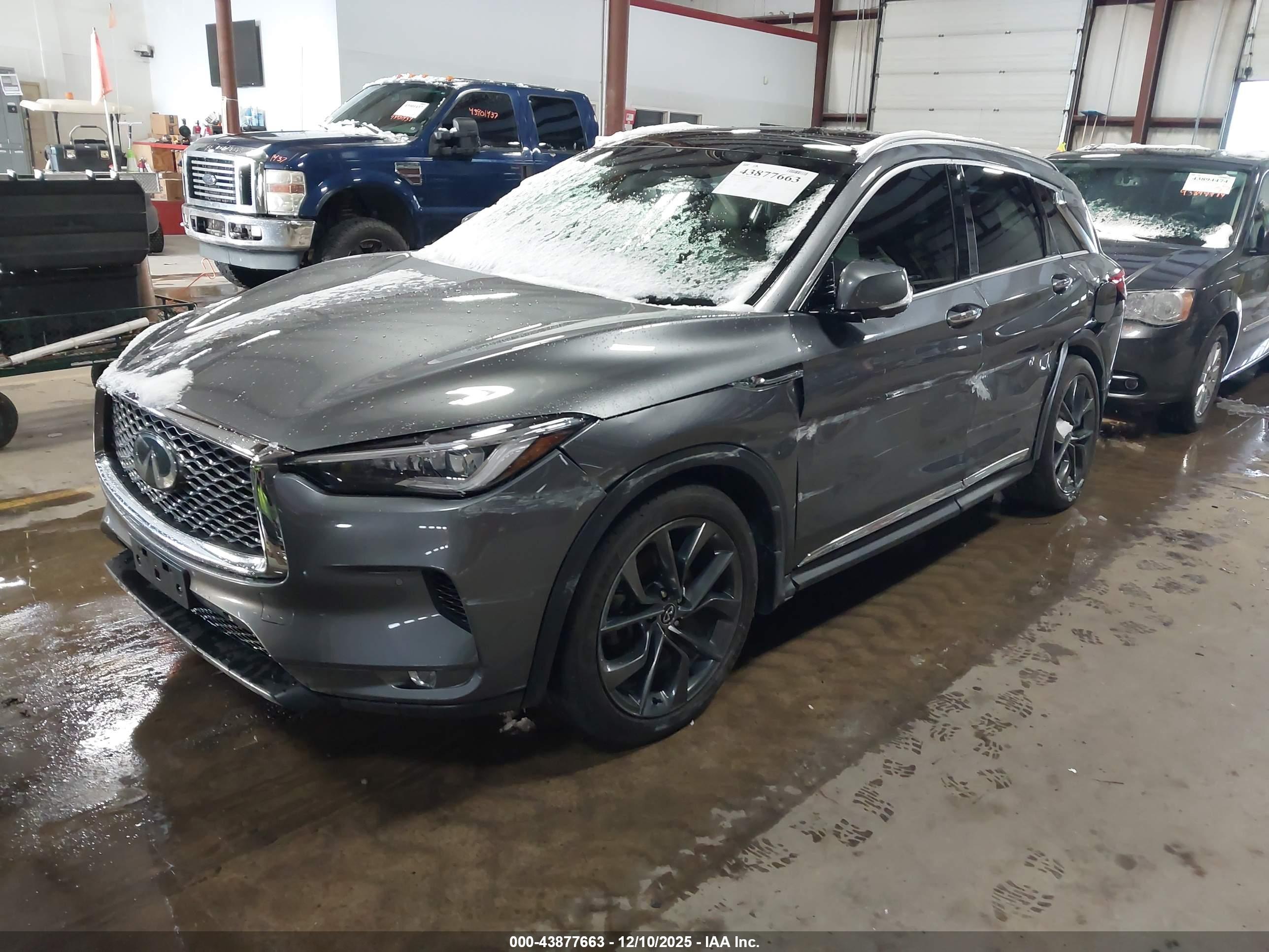 INFINITI QX50 image 2