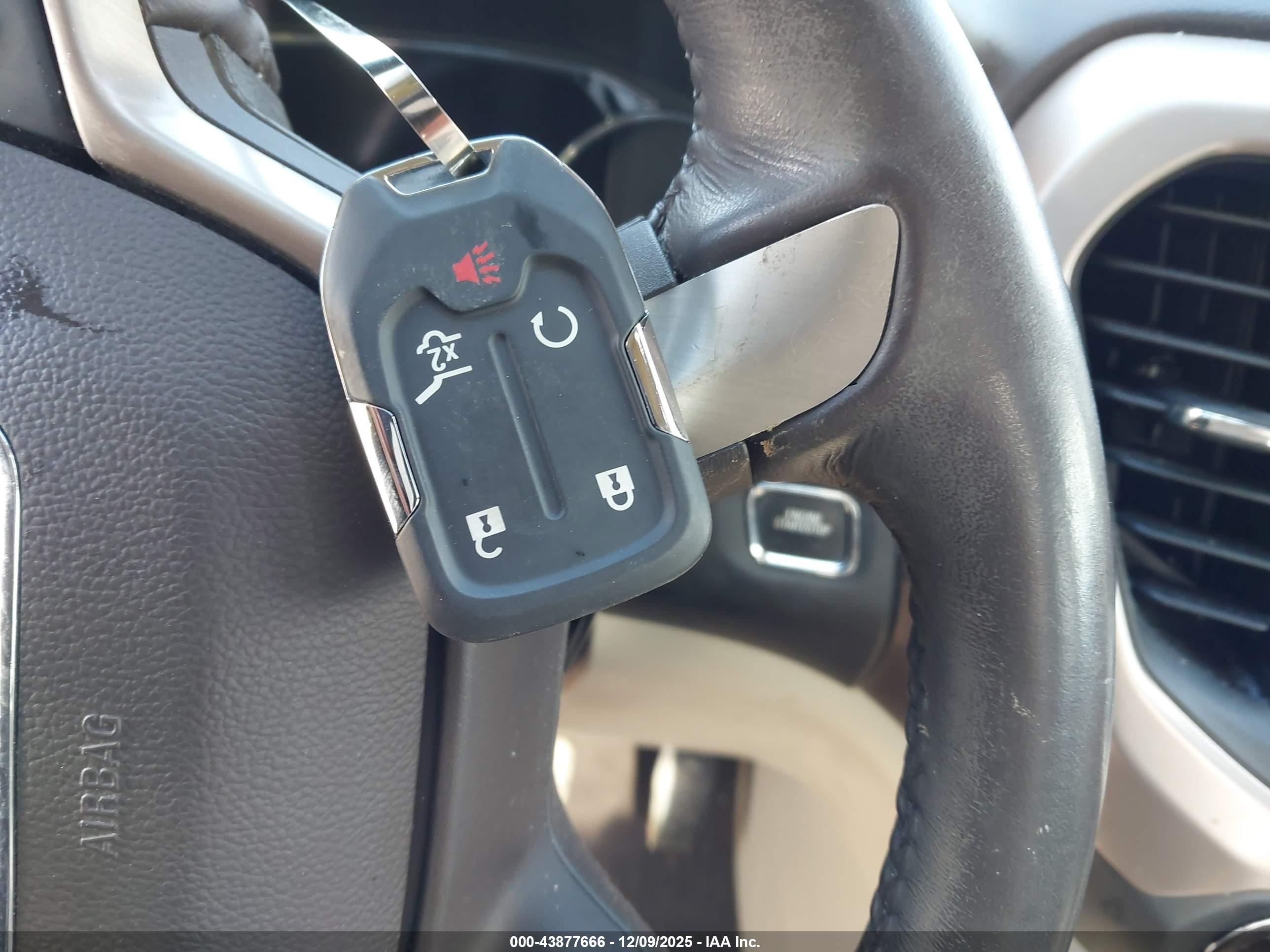 GMC ACADIA image 11