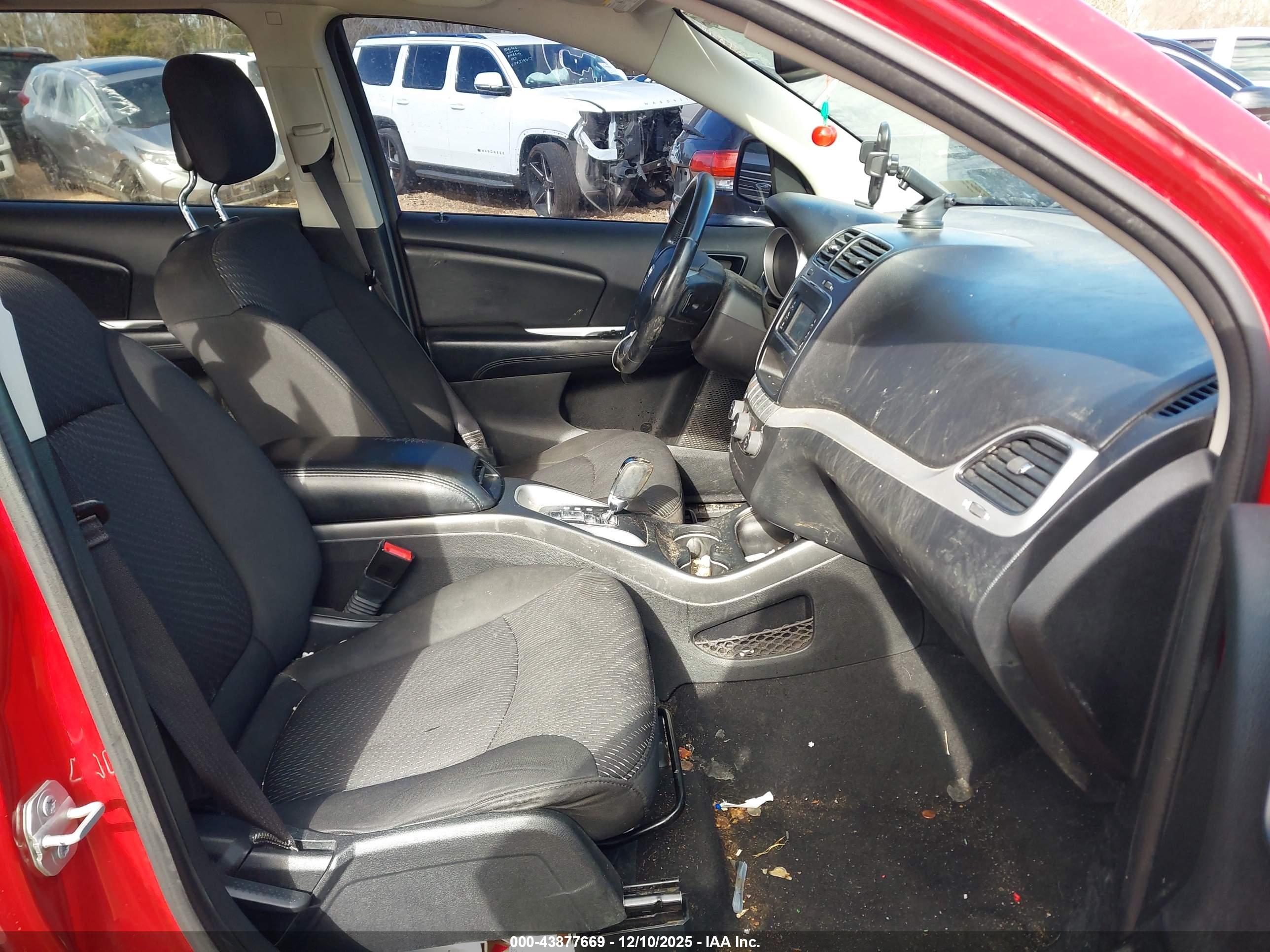 DODGE JOURNEY image 5