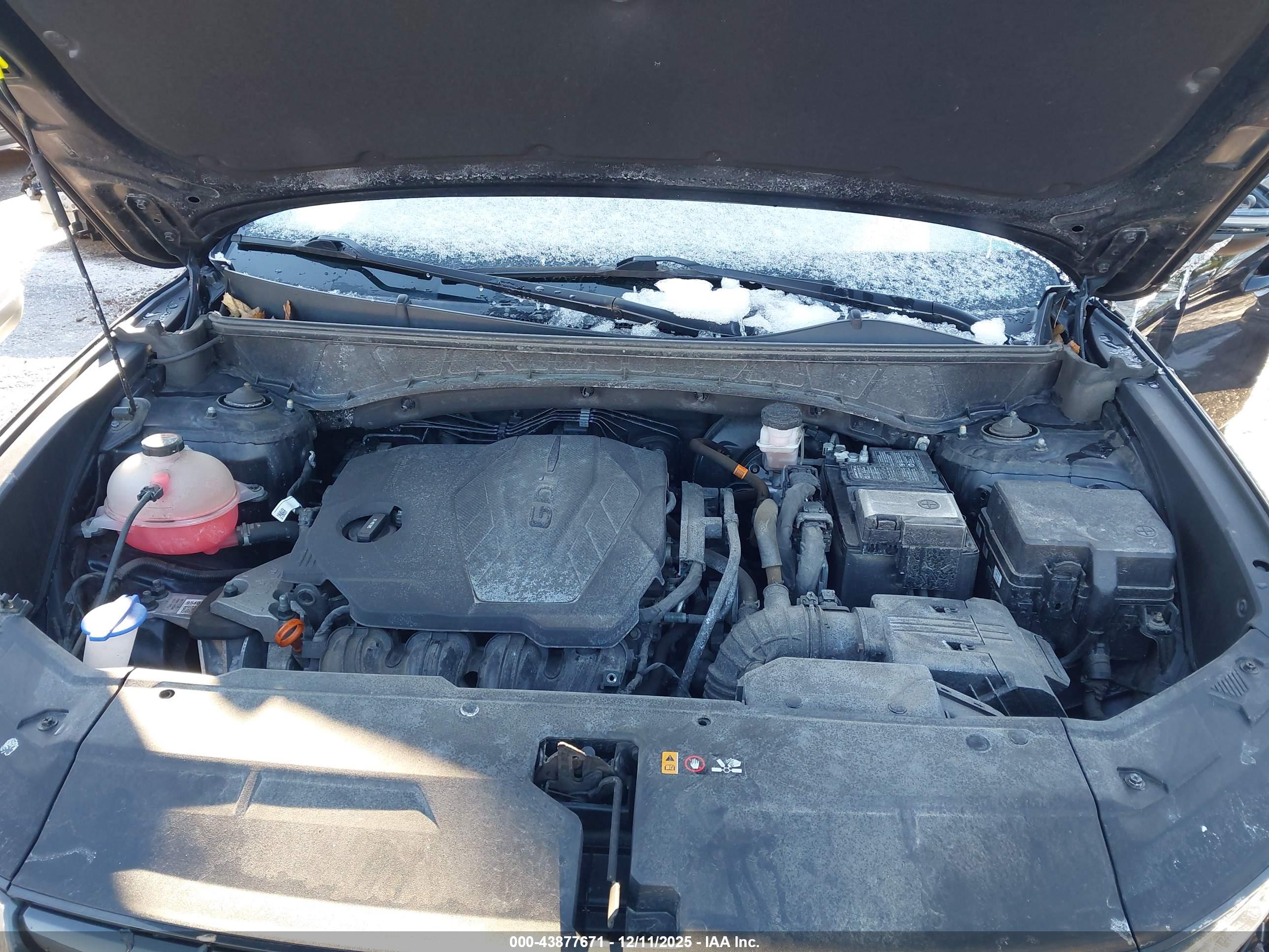 HYUNDAI TUCSON image 10