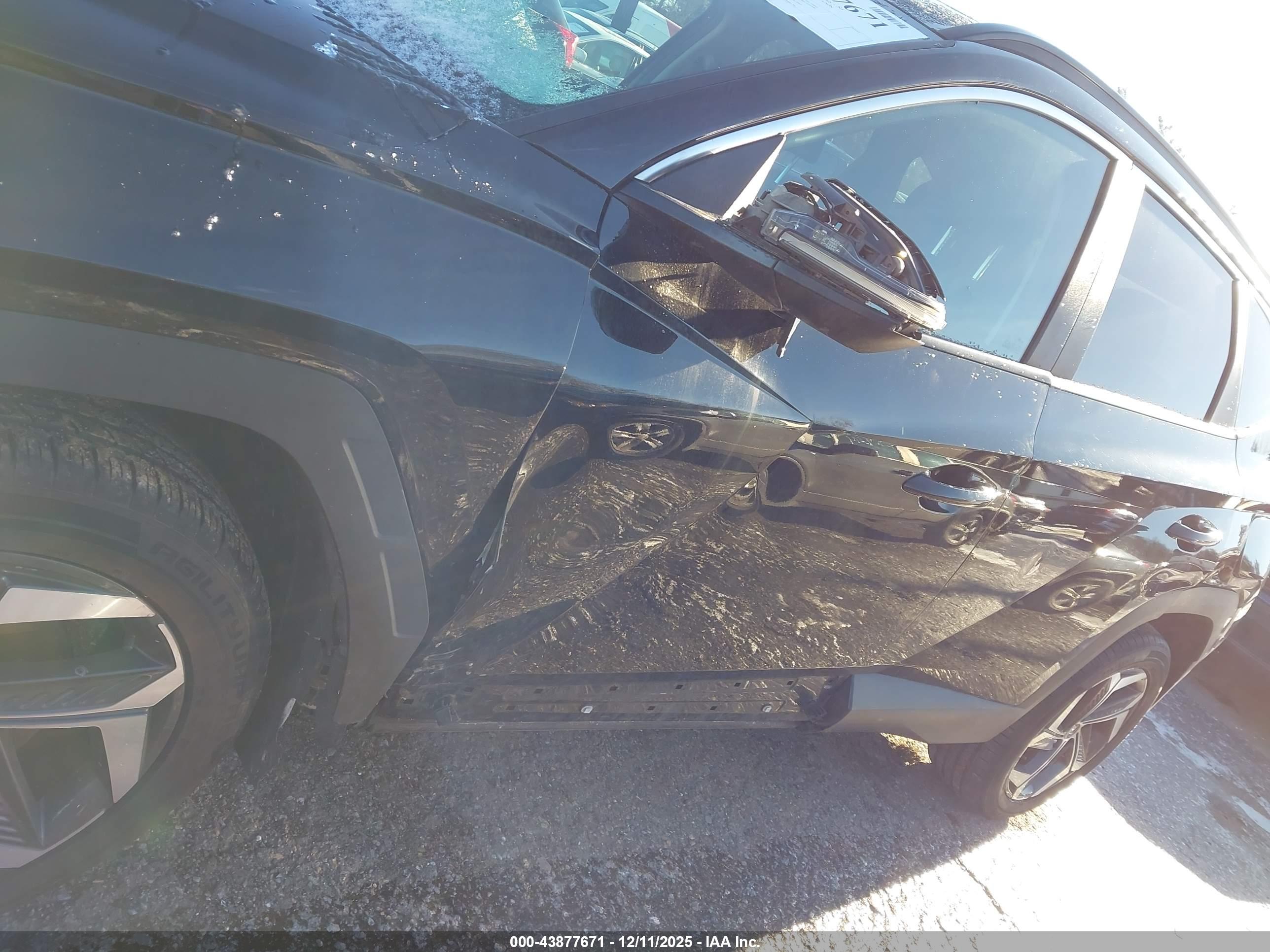 HYUNDAI TUCSON image 6
