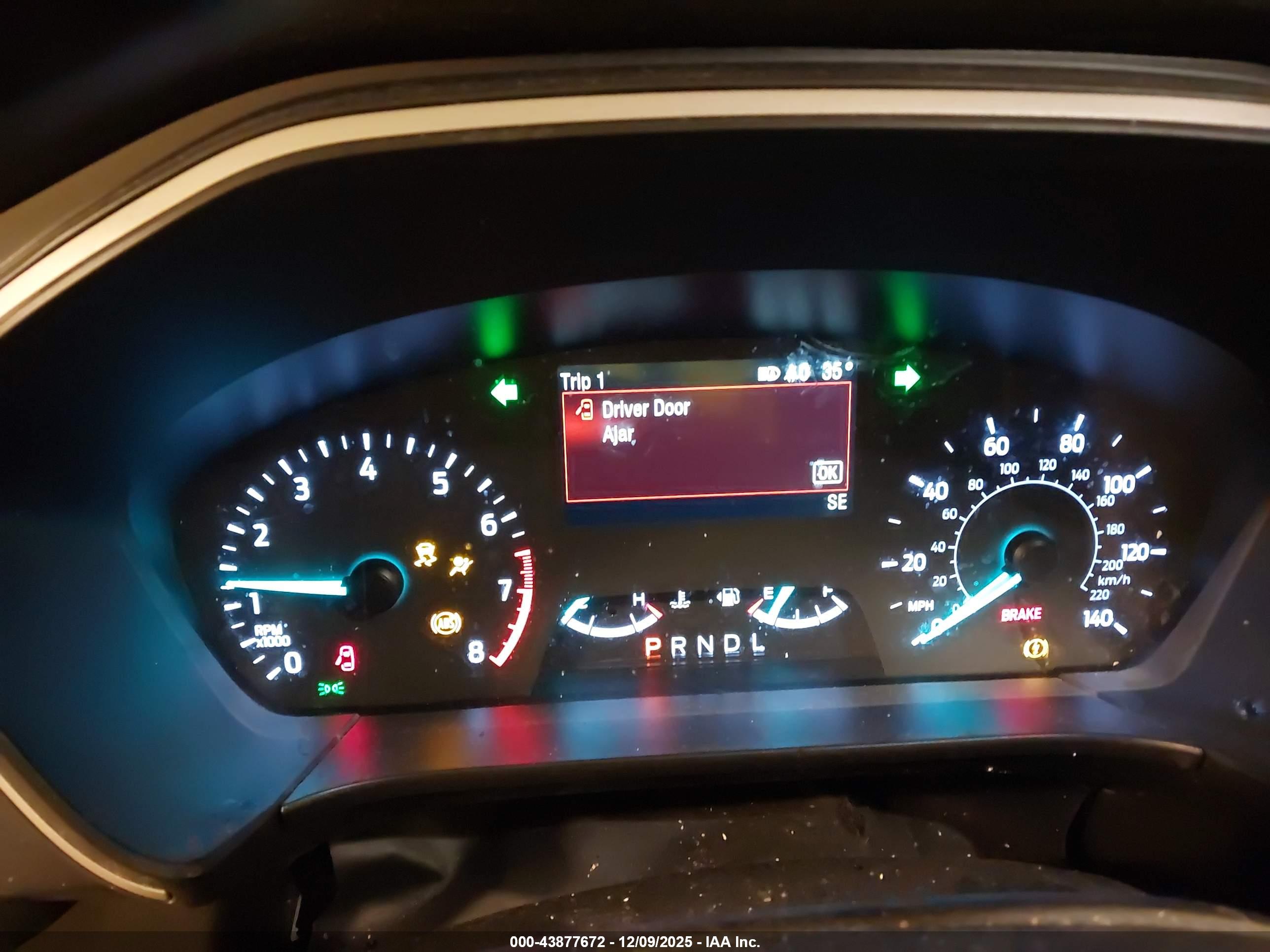 FORD ESCAPE image 7
