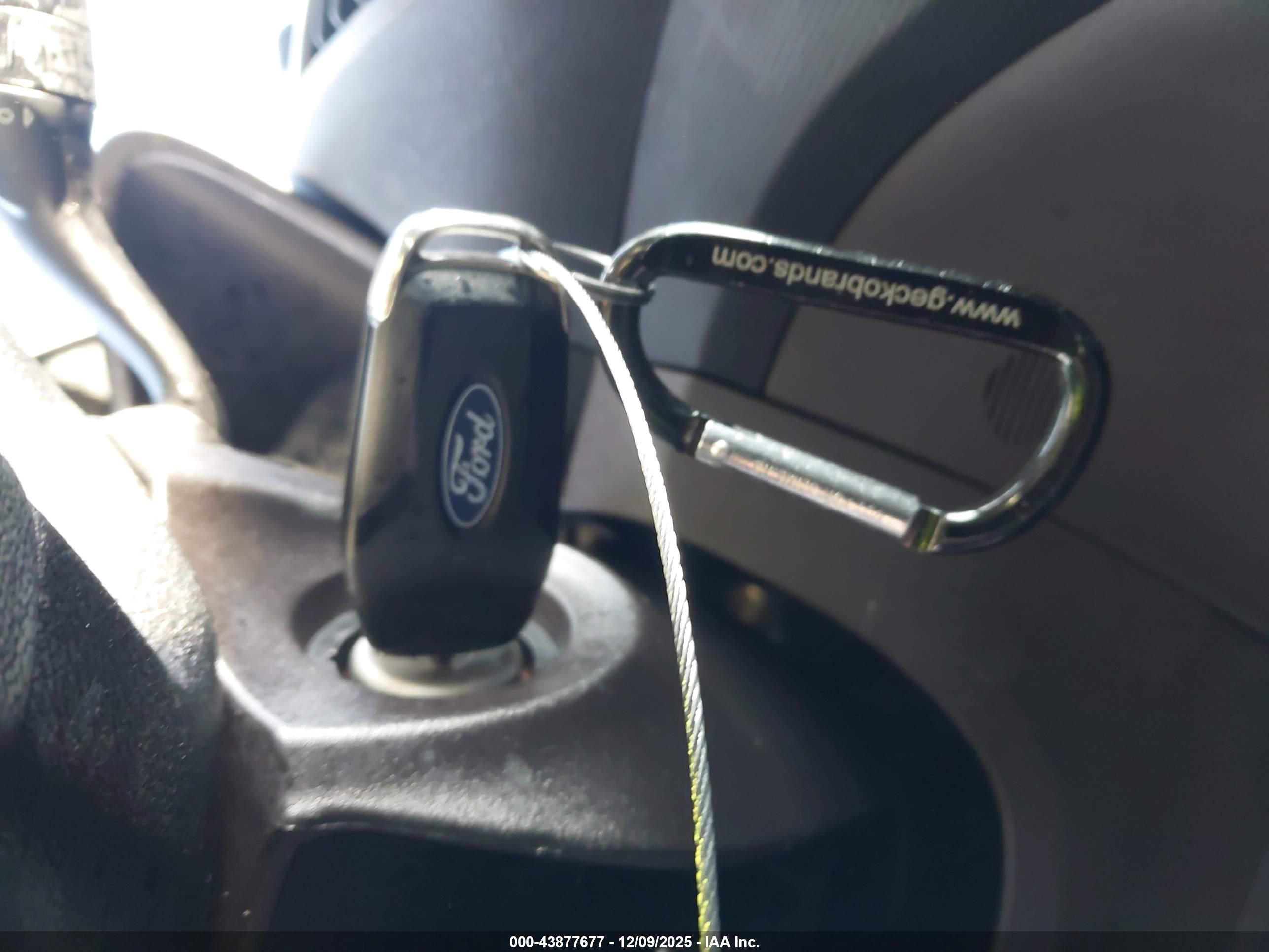 FORD TRANSIT image 11