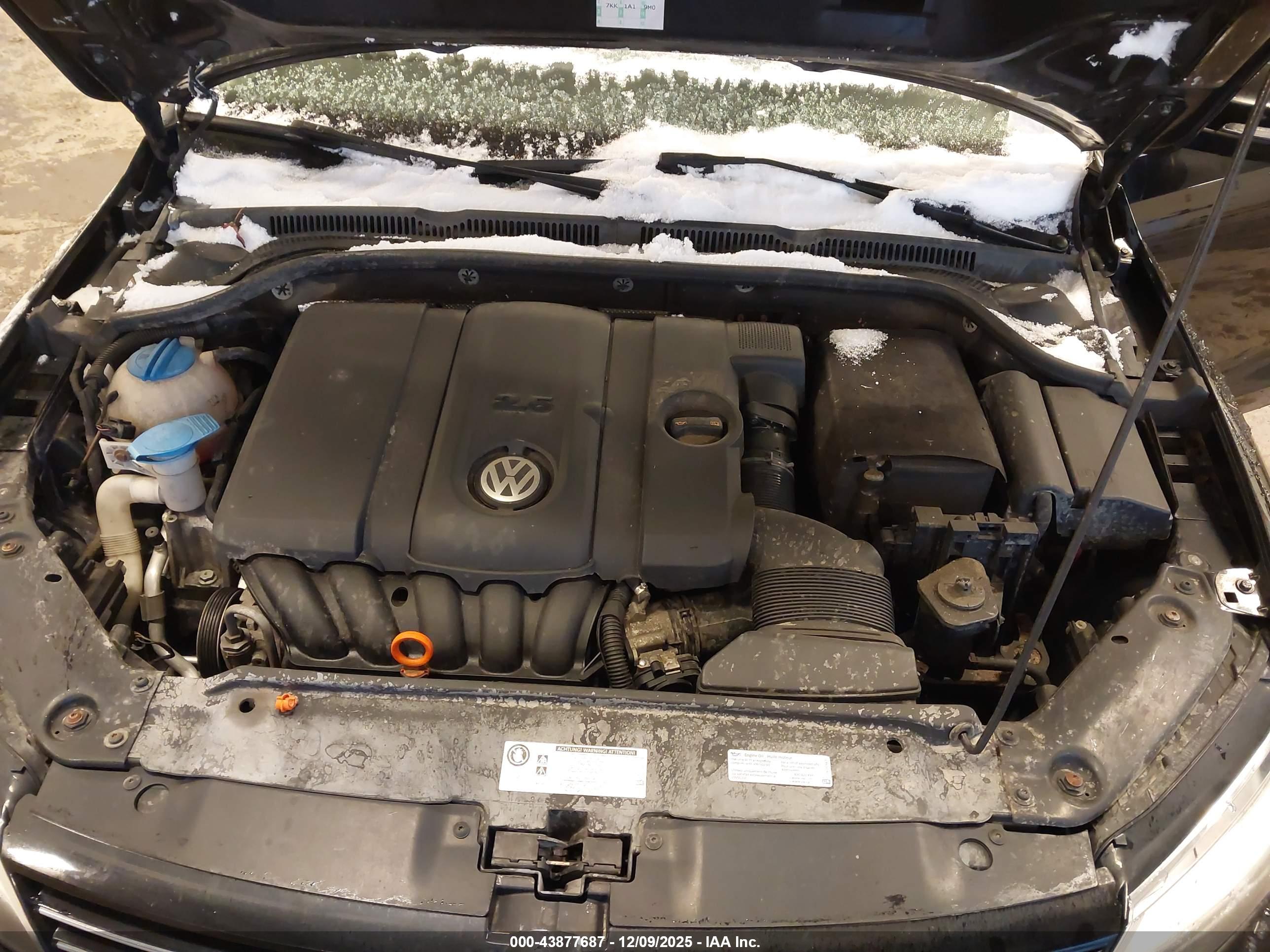VOLKSWAGEN JETTA image 10