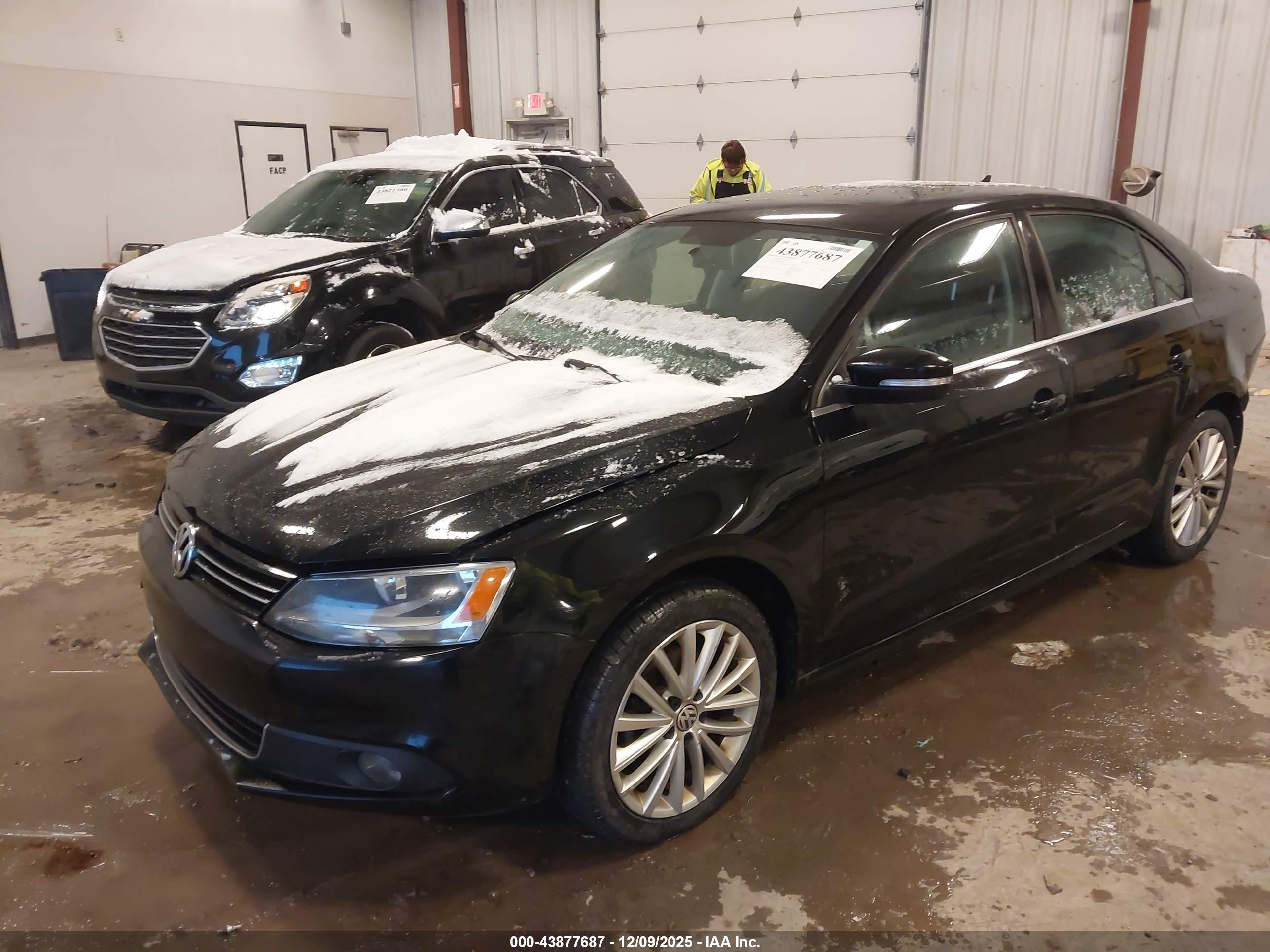 VOLKSWAGEN JETTA image 2