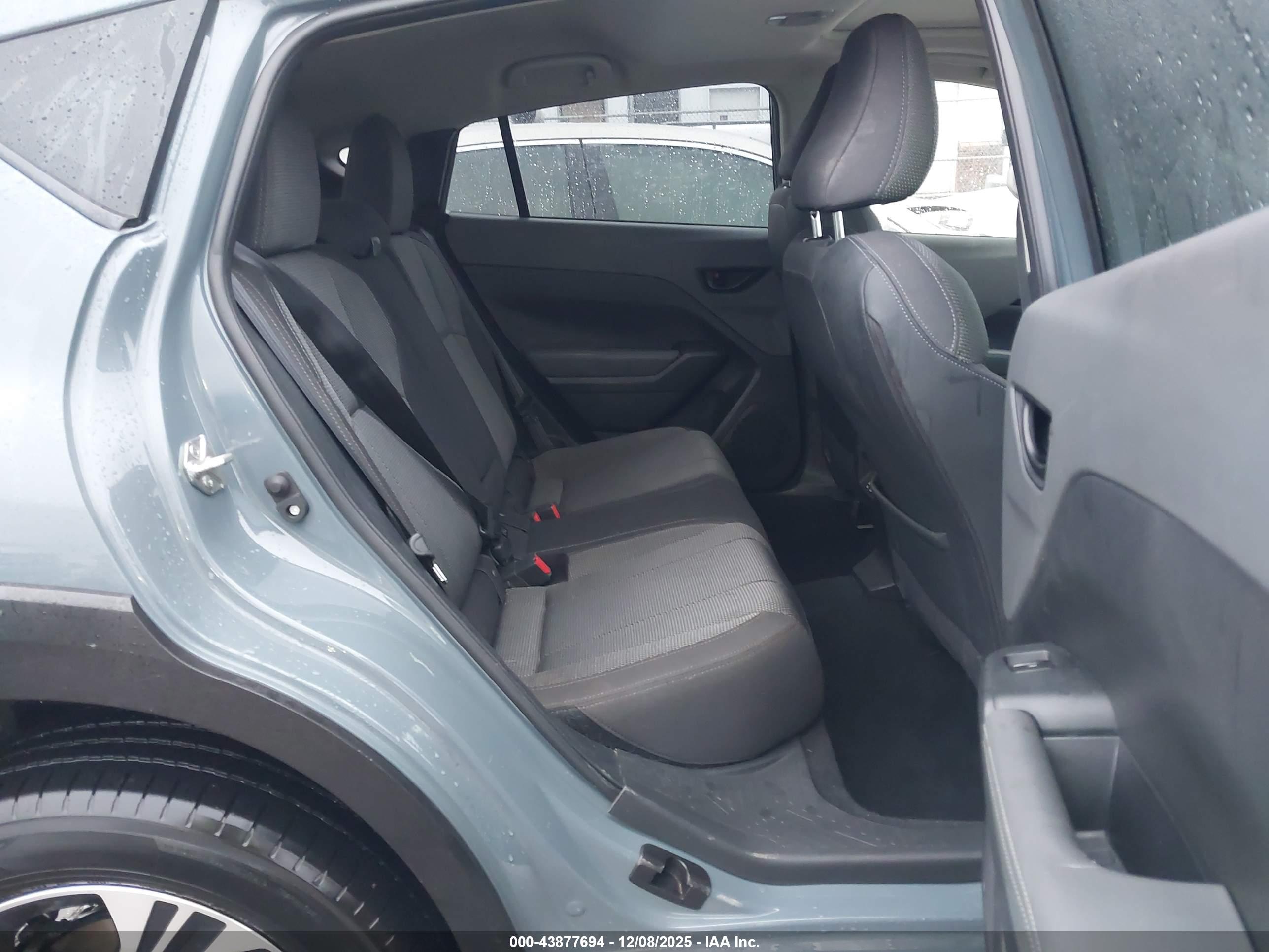 SUBARU CROSSTREK image 8