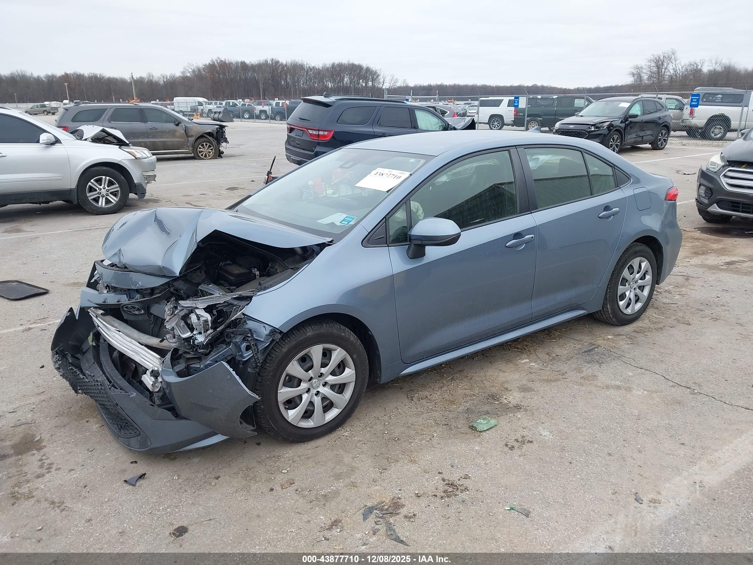 TOYOTA COROLLA image 2