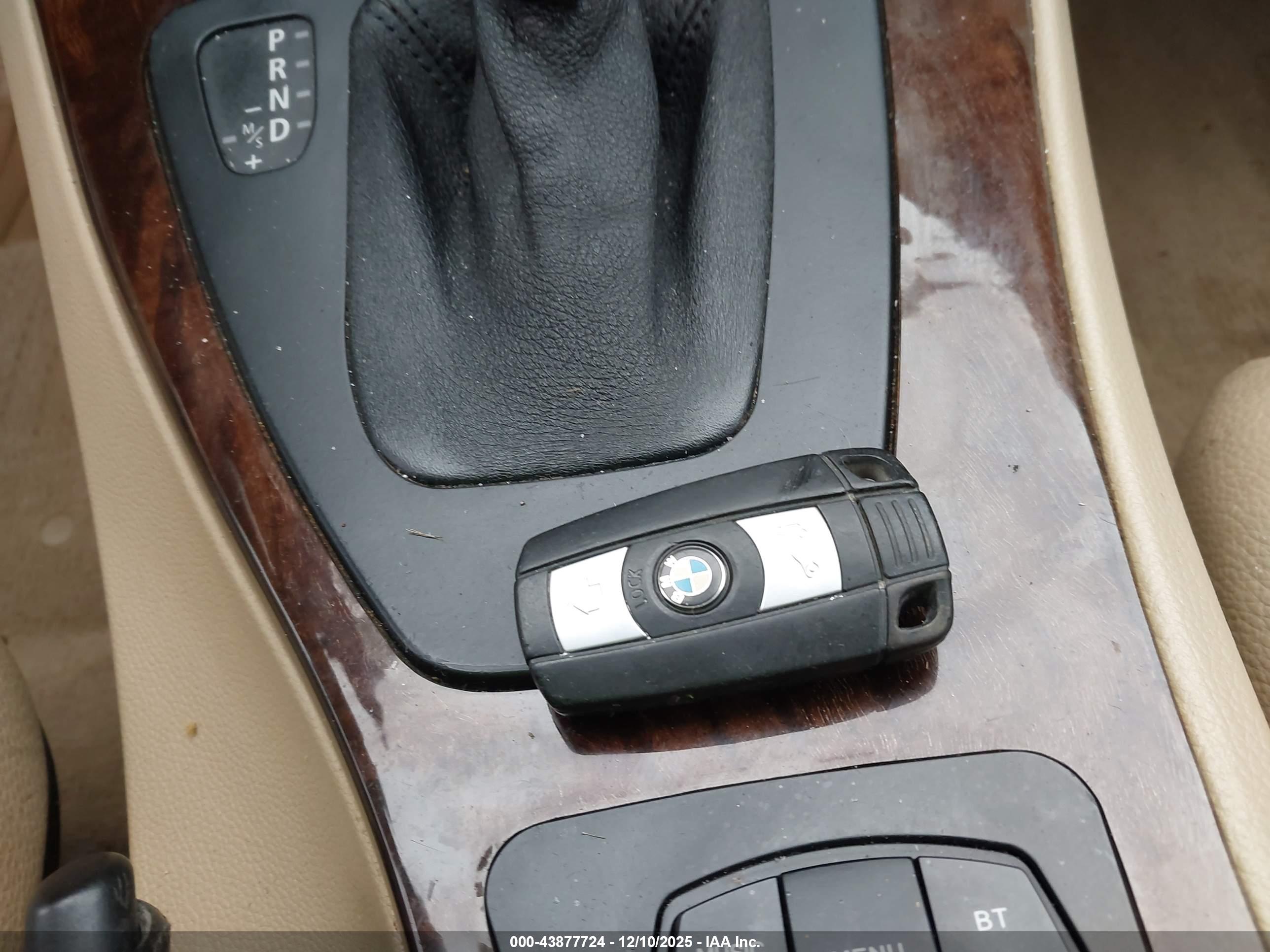 BMW 335I image 11