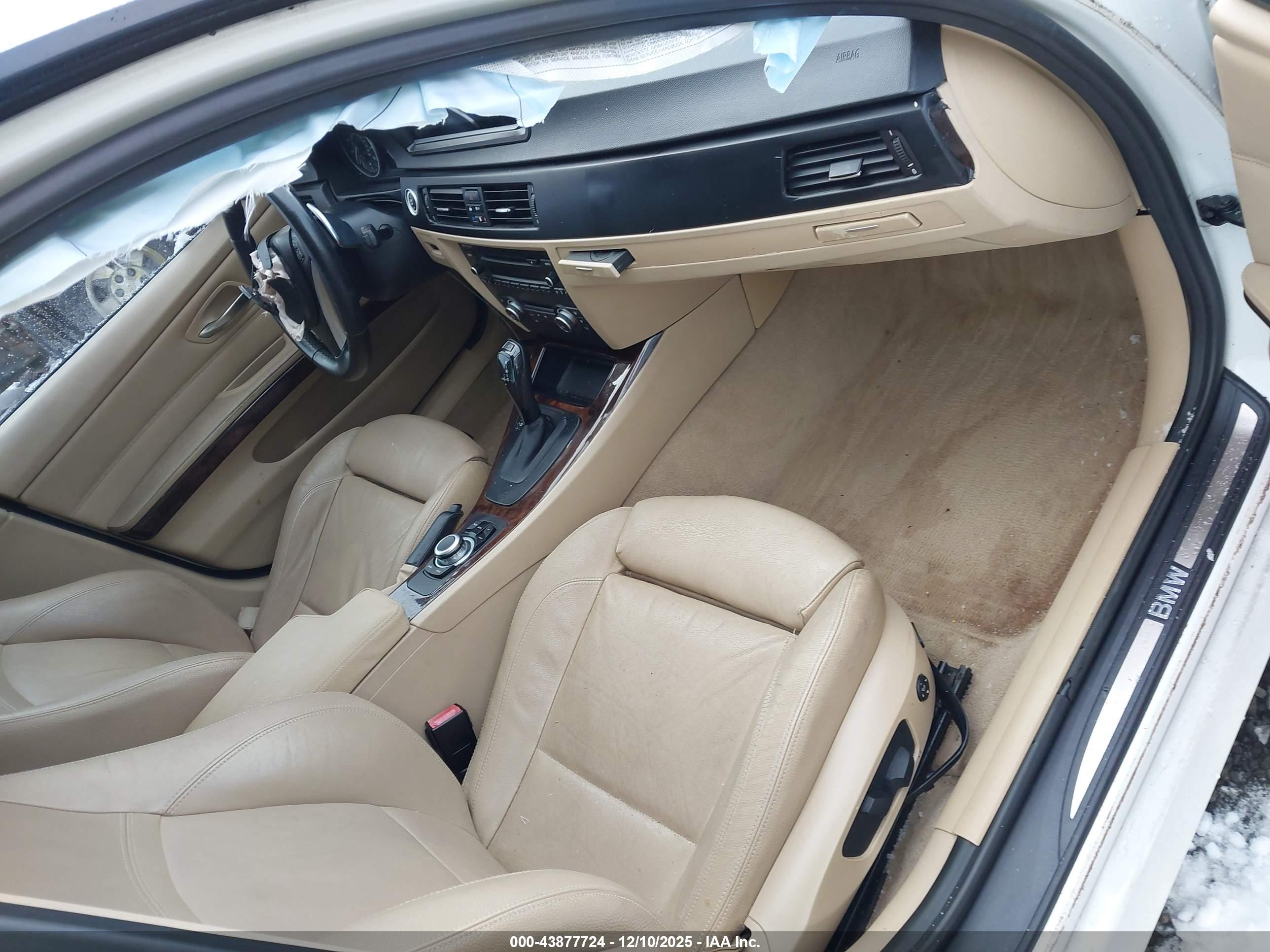BMW 335I image 5