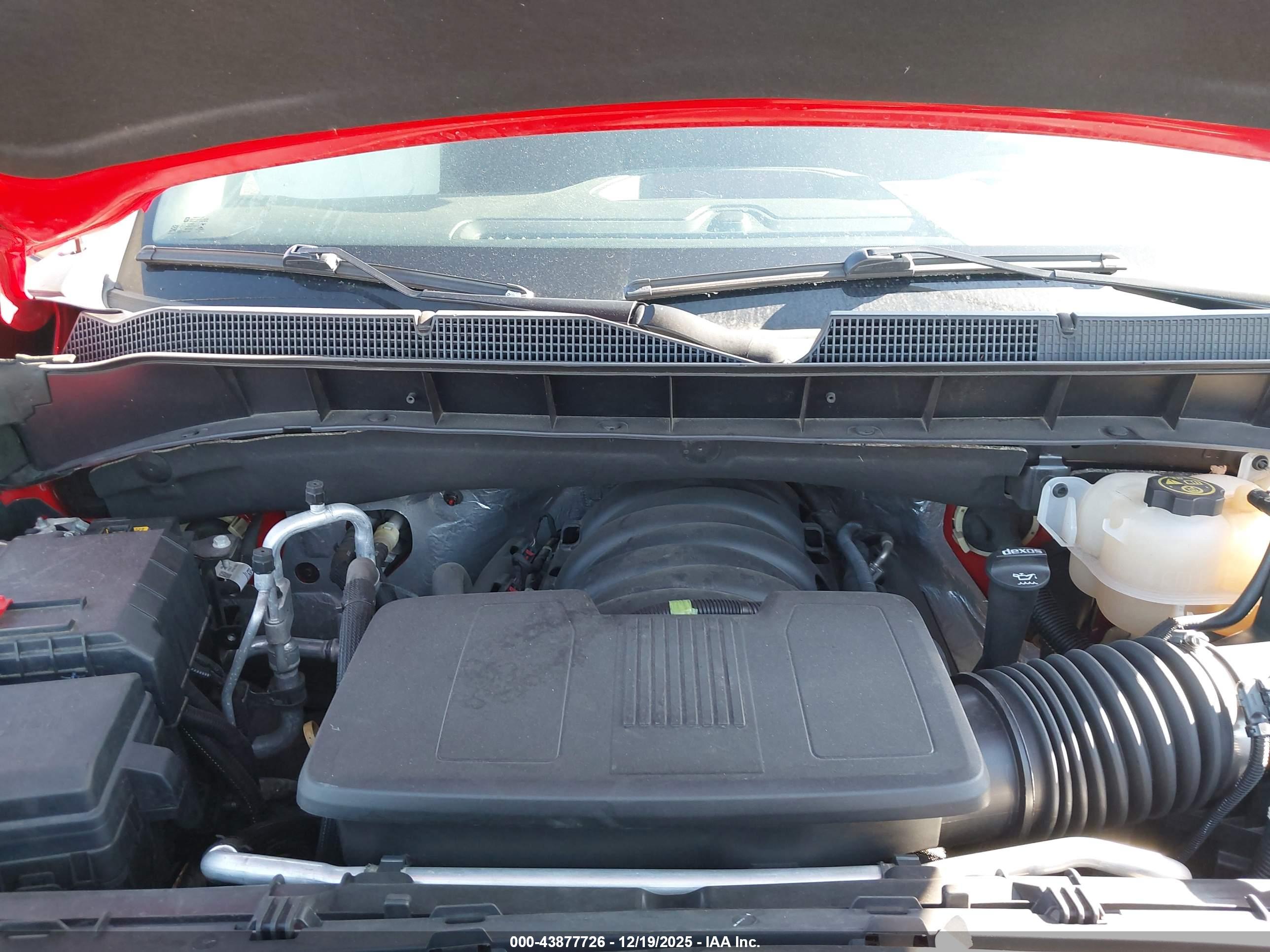 CHEVROLET SILVERADO image 10