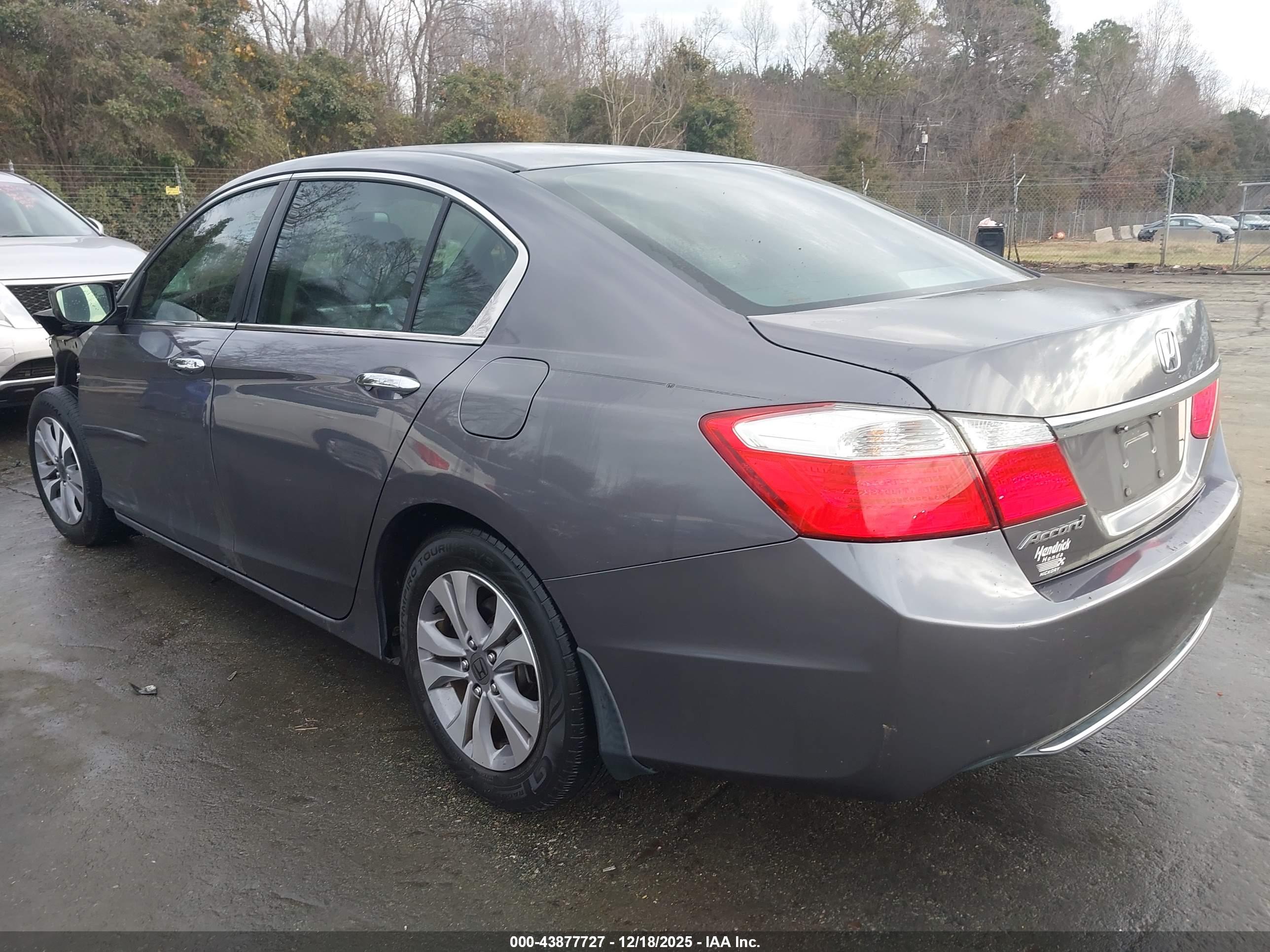 HONDA ACCORD image 3