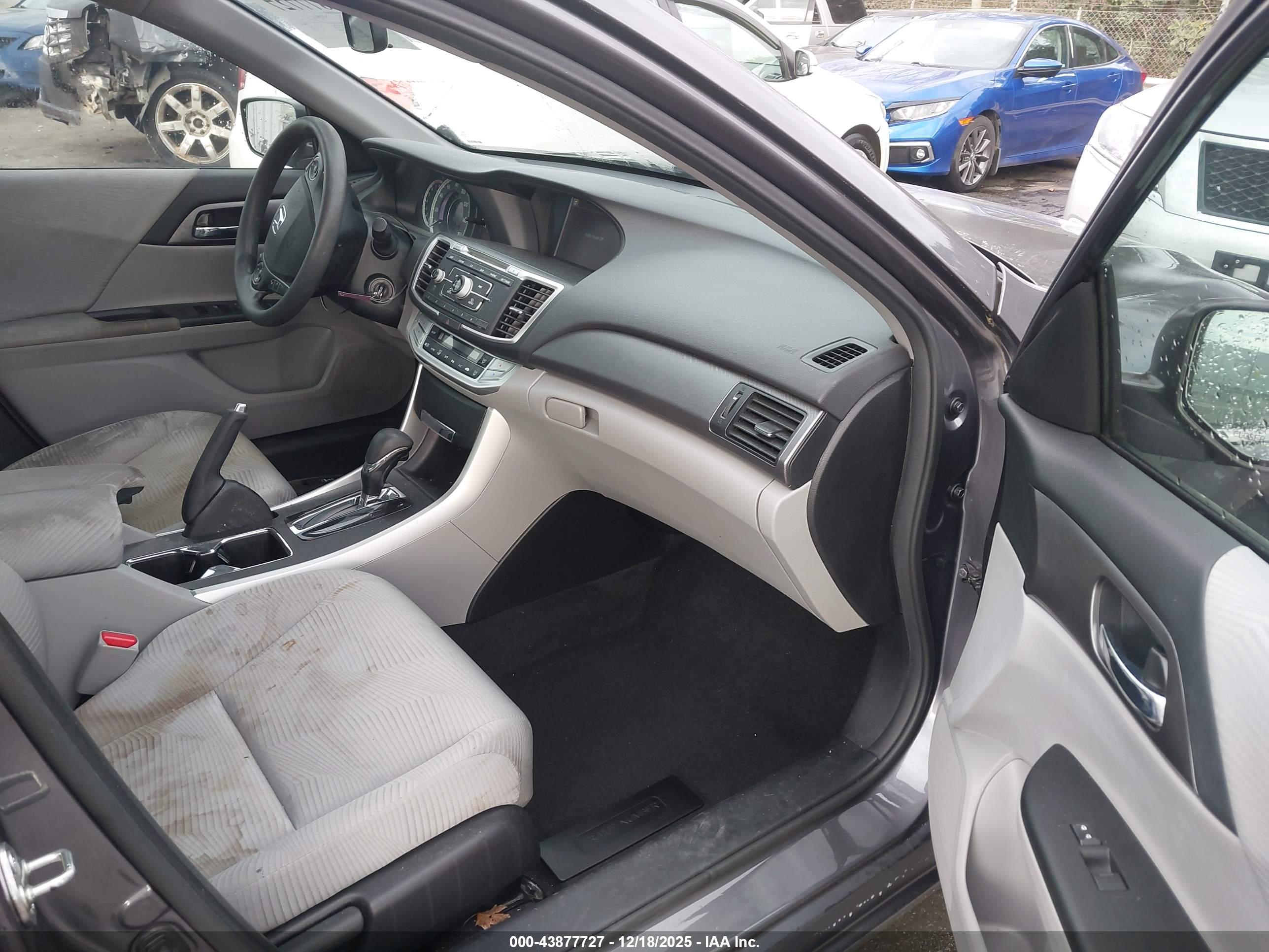 HONDA ACCORD image 5
