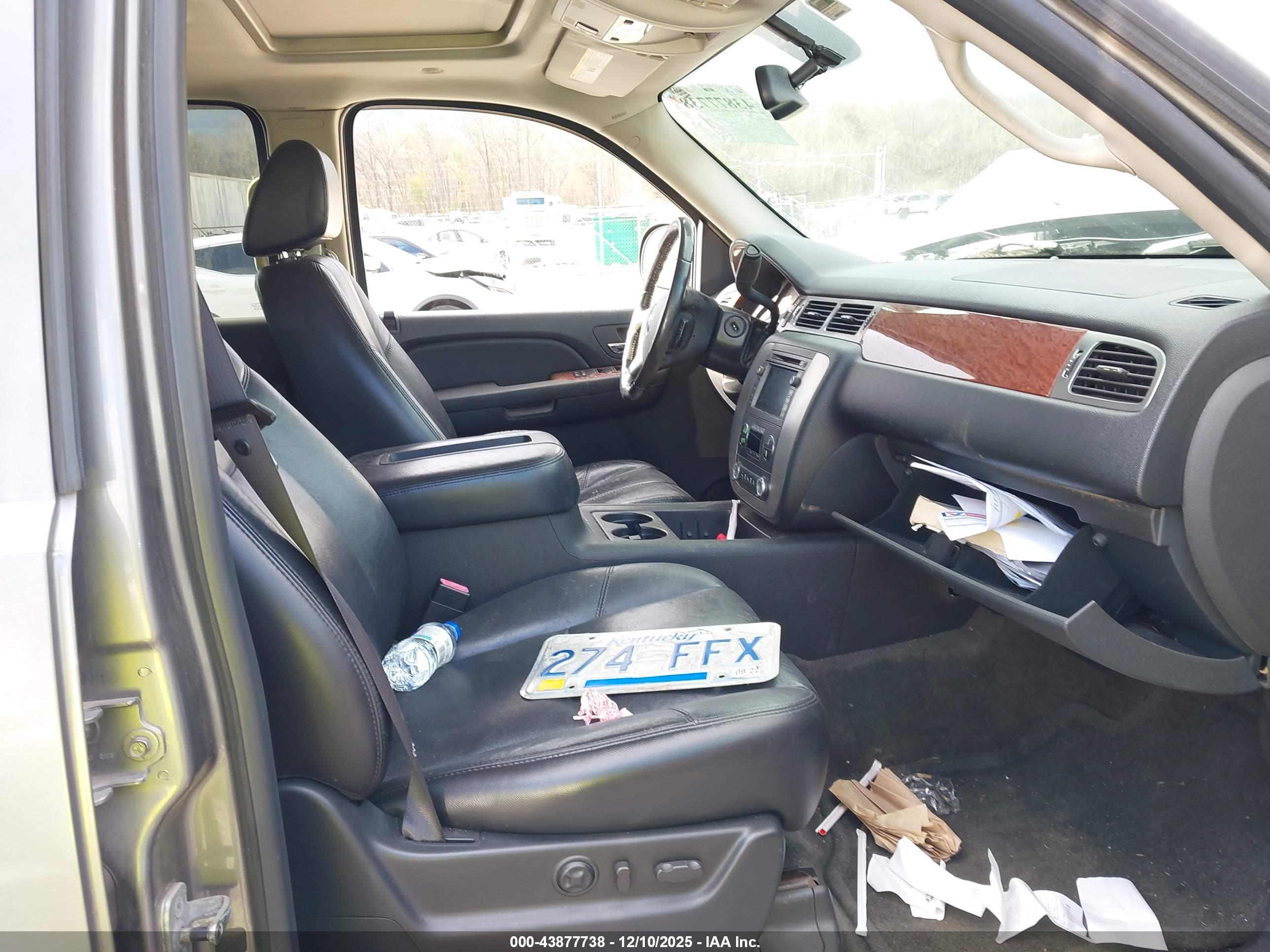 GMC YUKON image 5