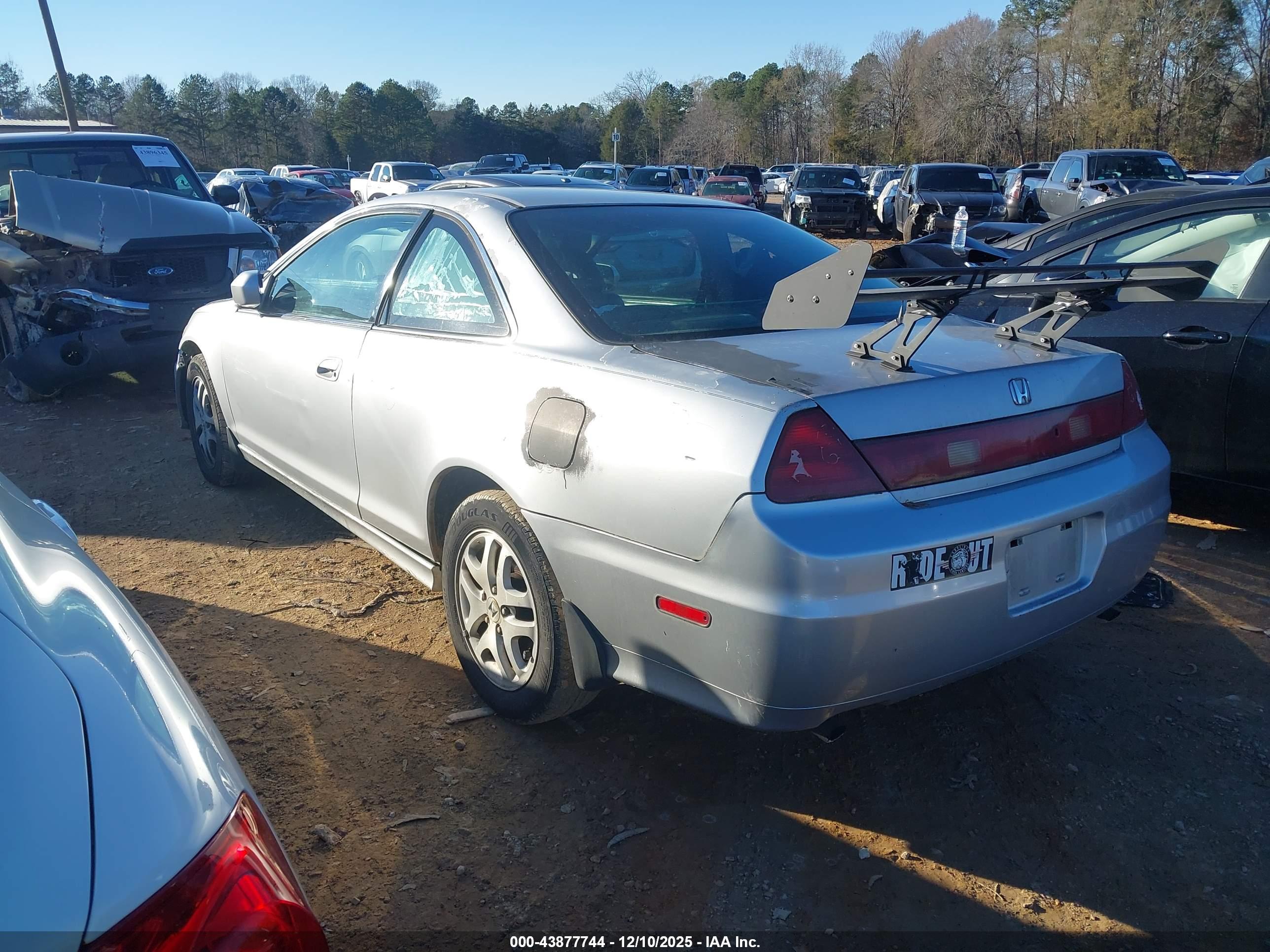 HONDA ACCORD image 3
