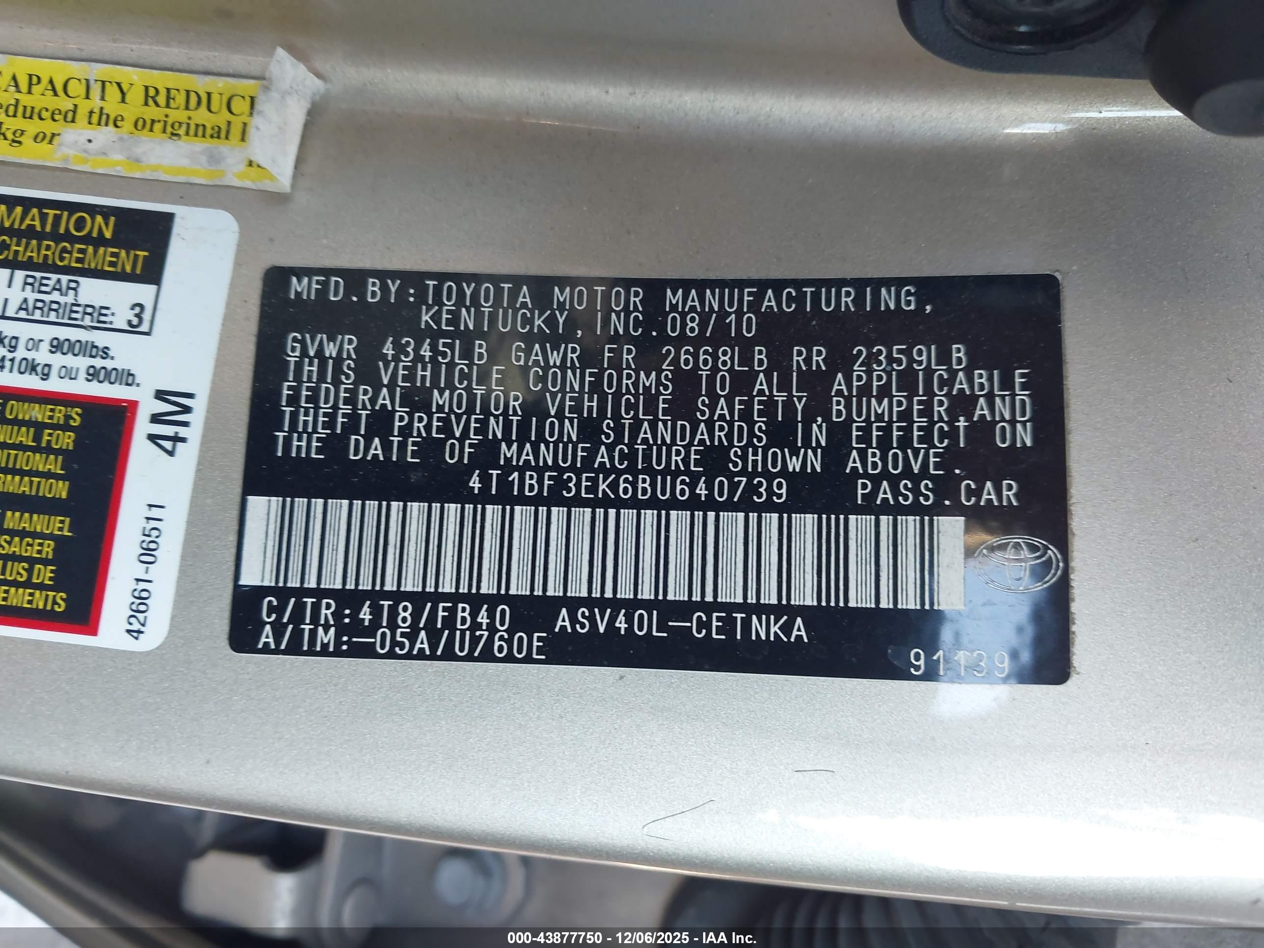 TOYOTA CAMRY image 9