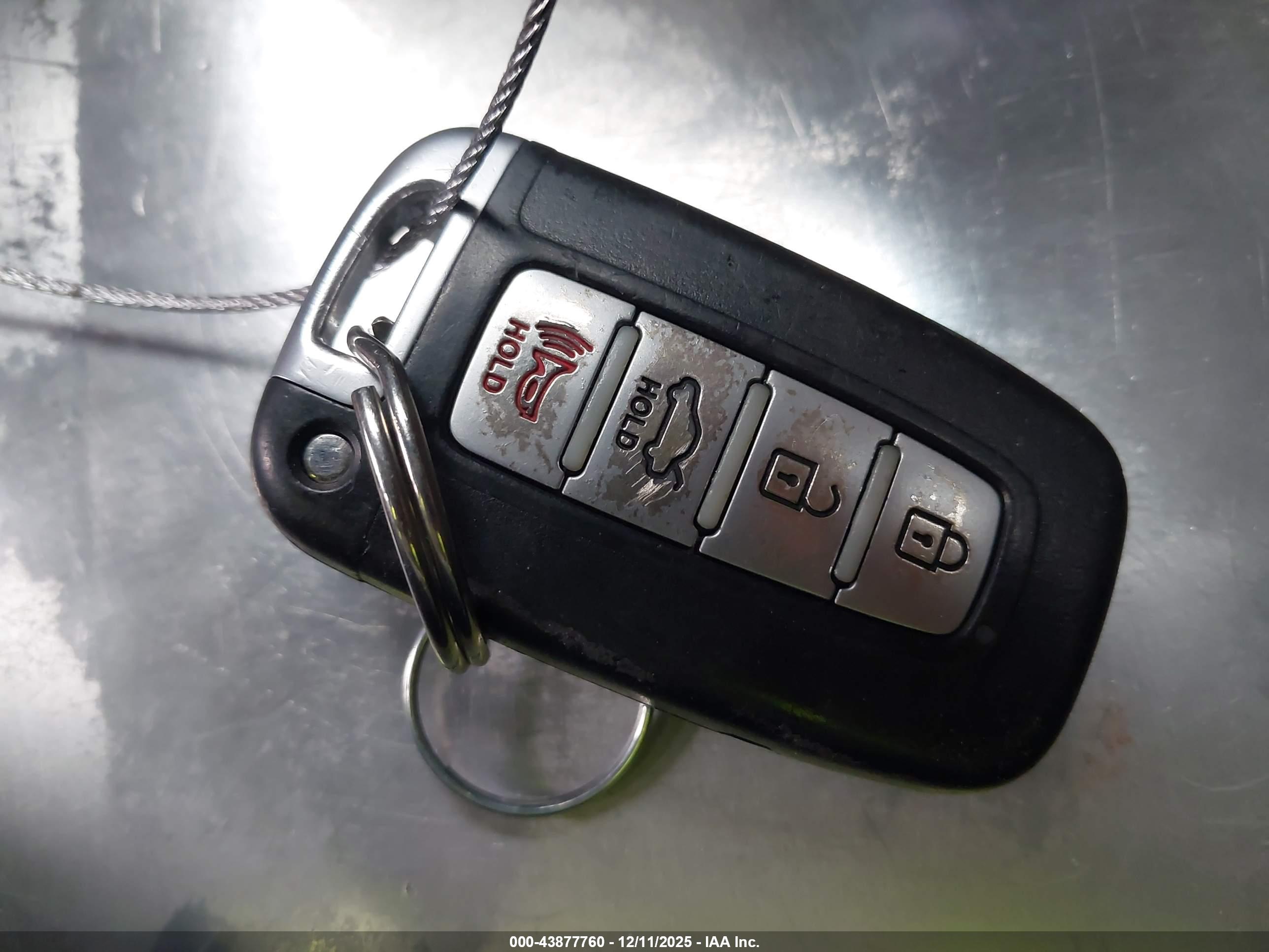 HYUNDAI SONATA image 11