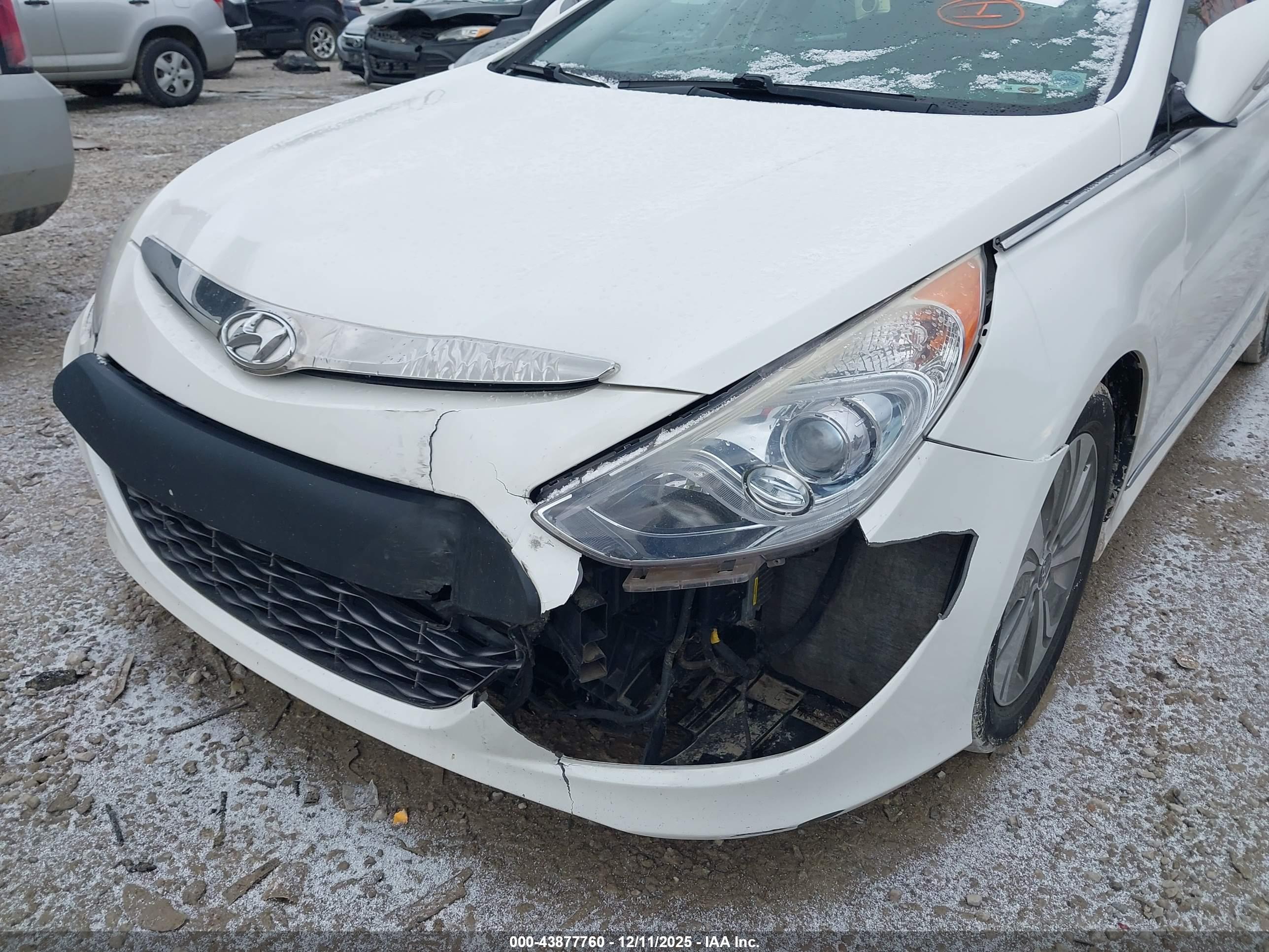 HYUNDAI SONATA image 6
