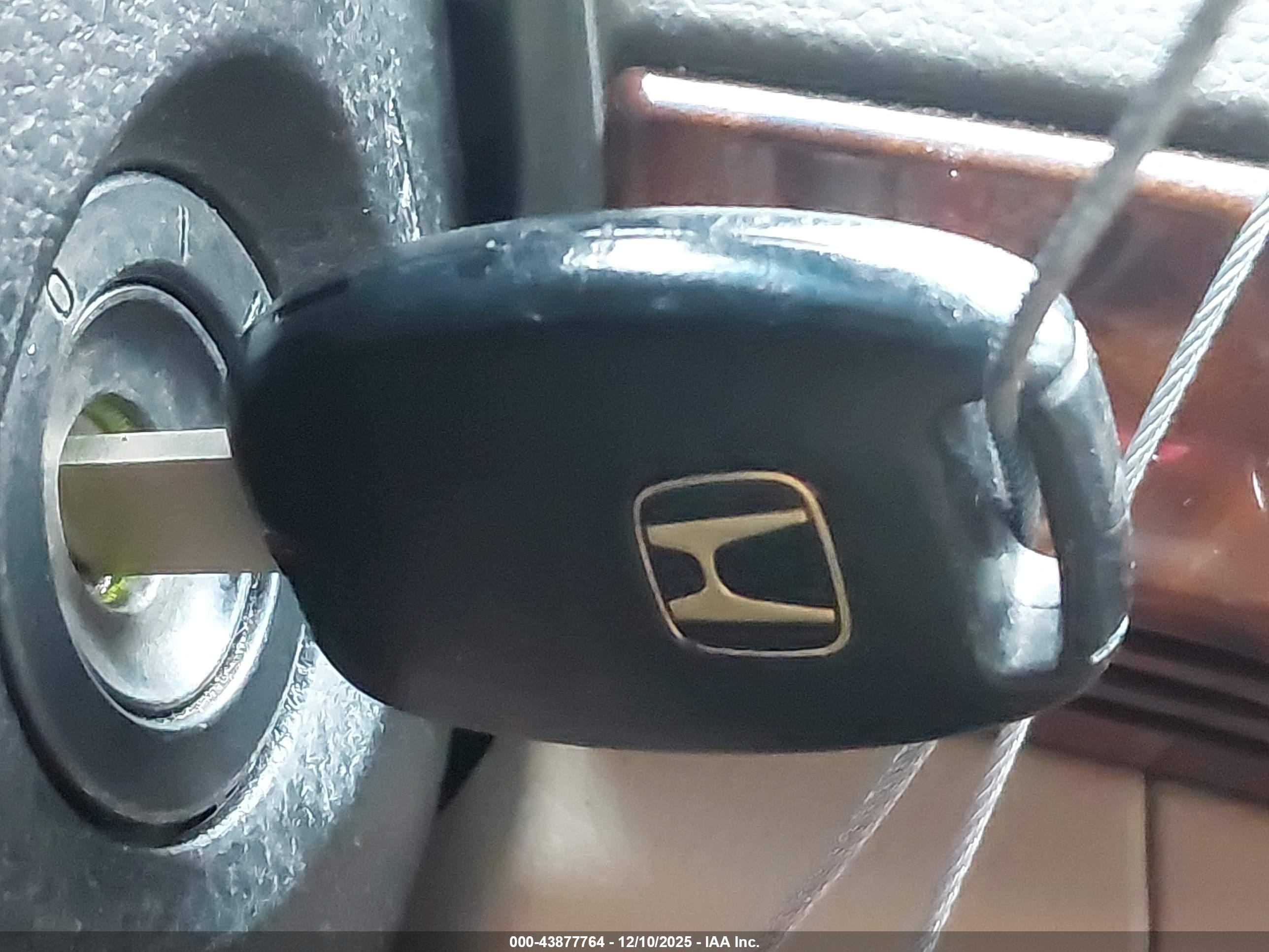 HONDA ACCORD image 11