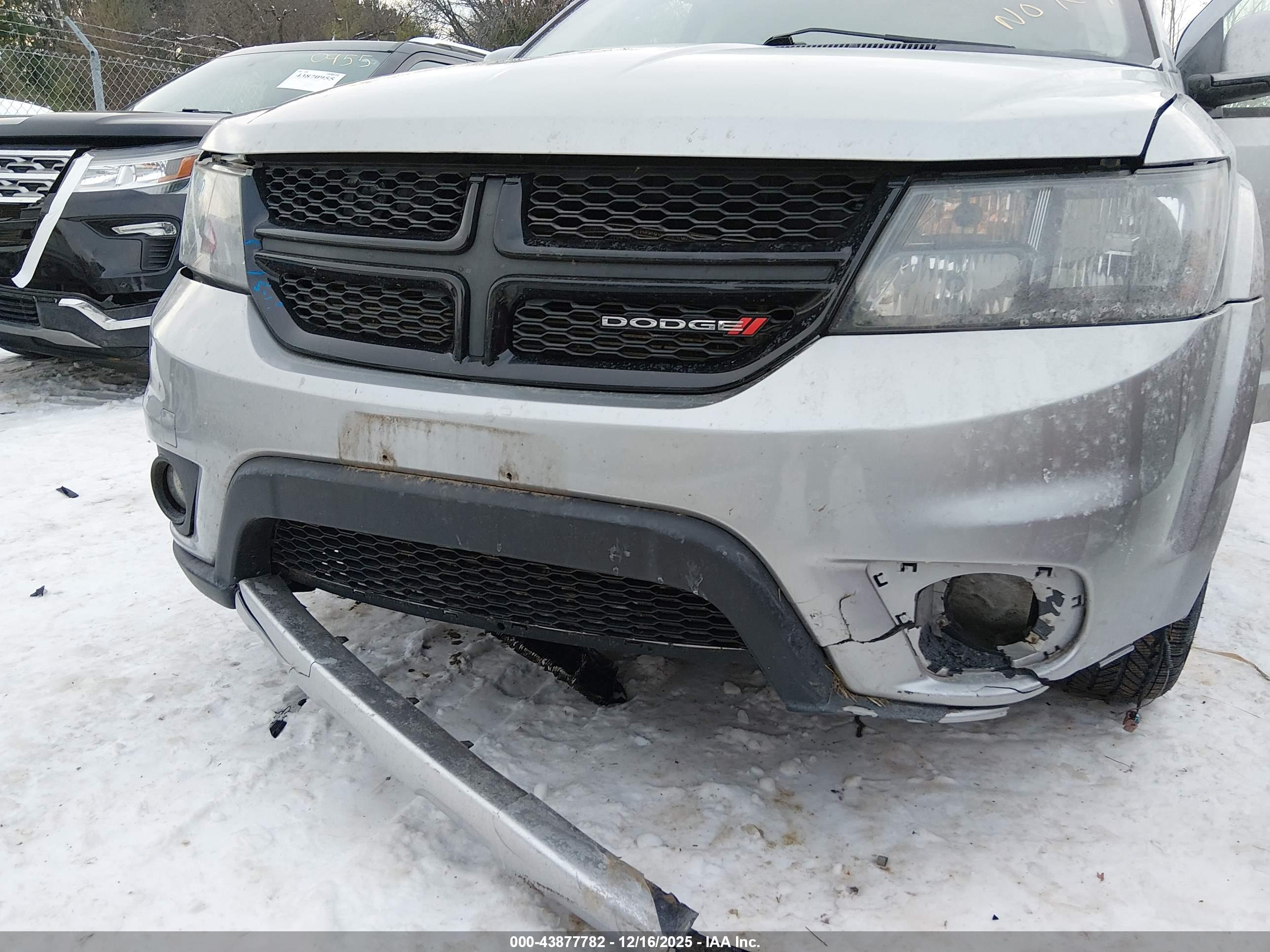 DODGE JOURNEY image 6
