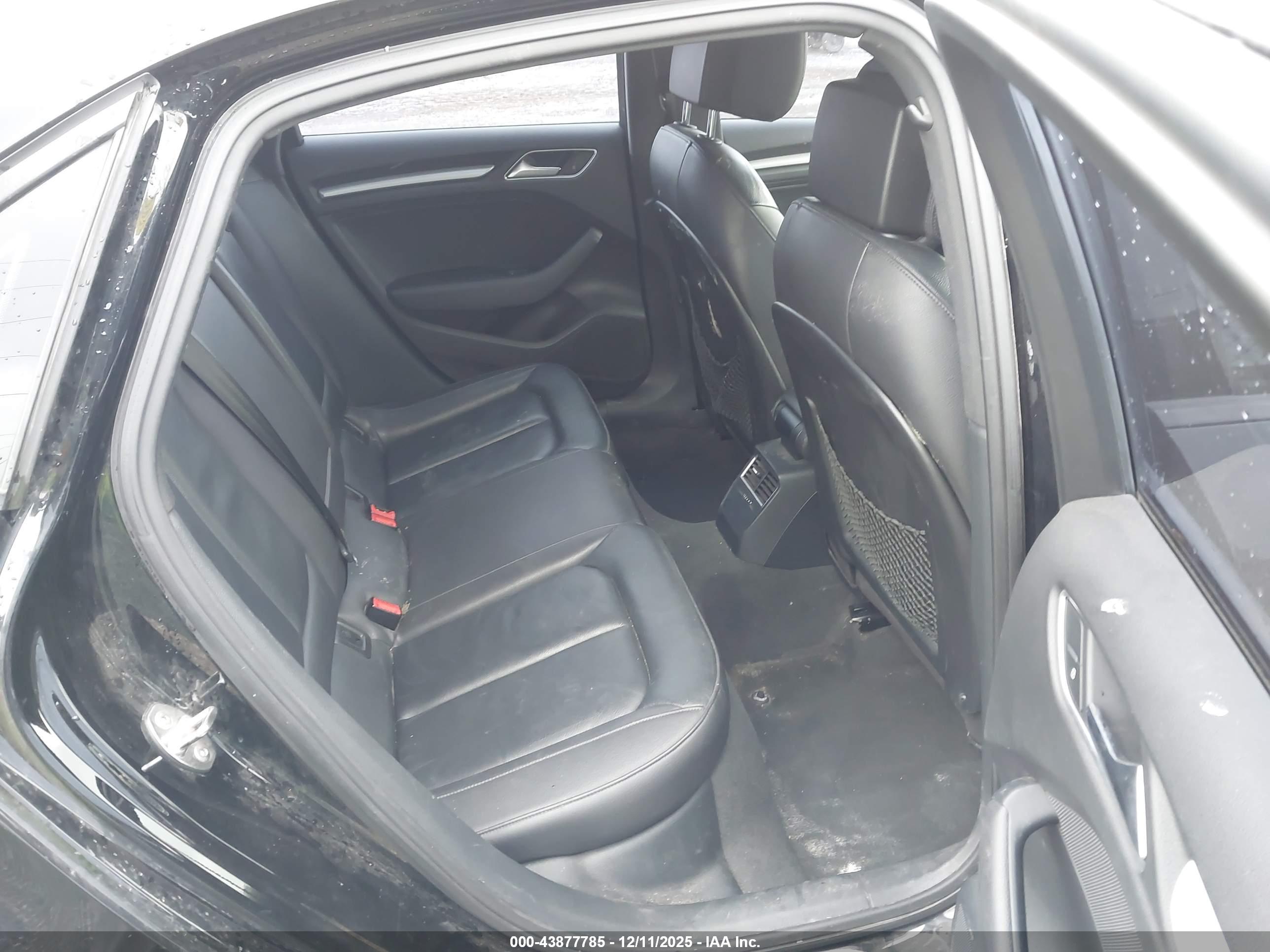 AUDI A3 image 8