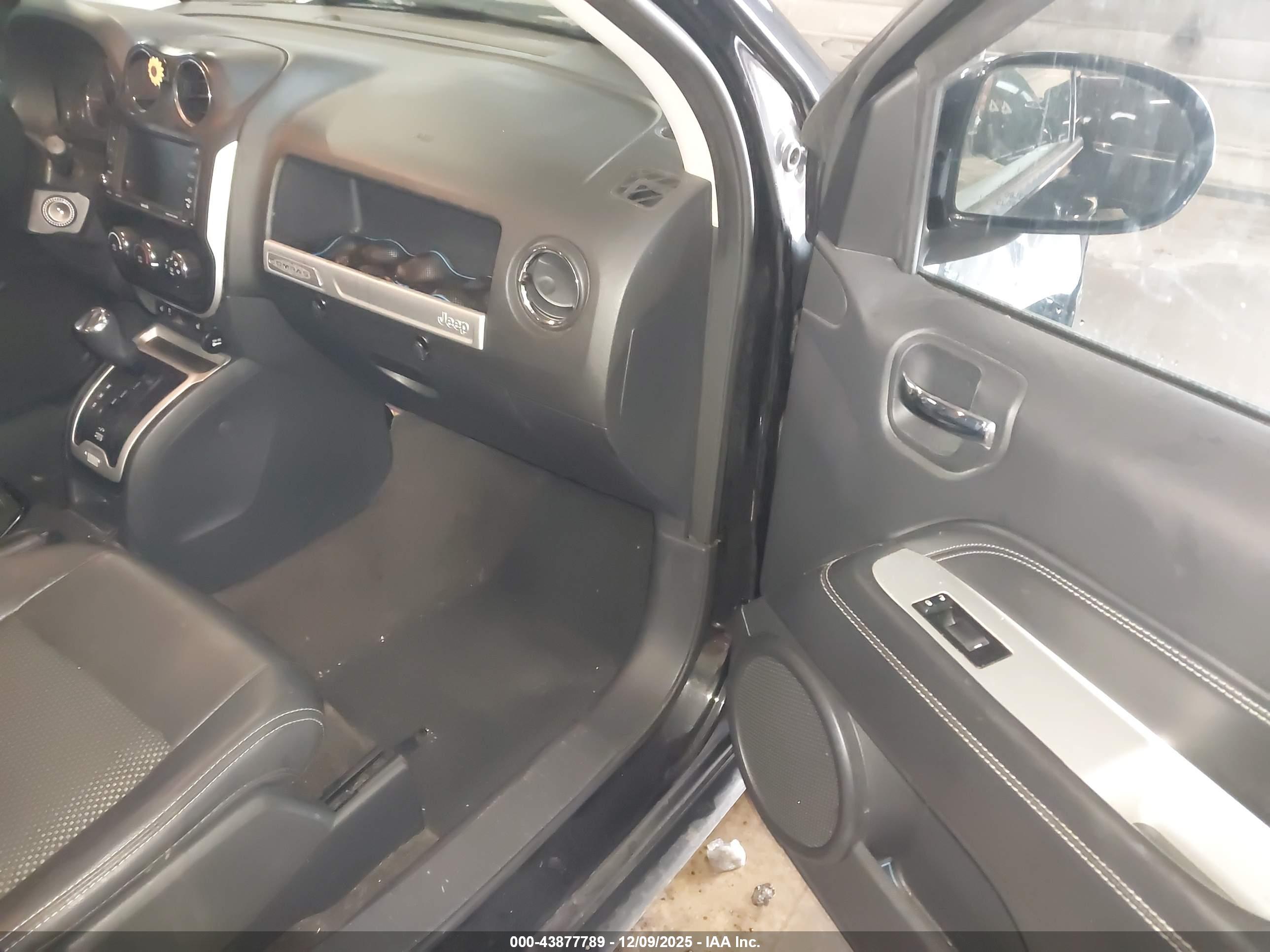 JEEP COMPASS image 5