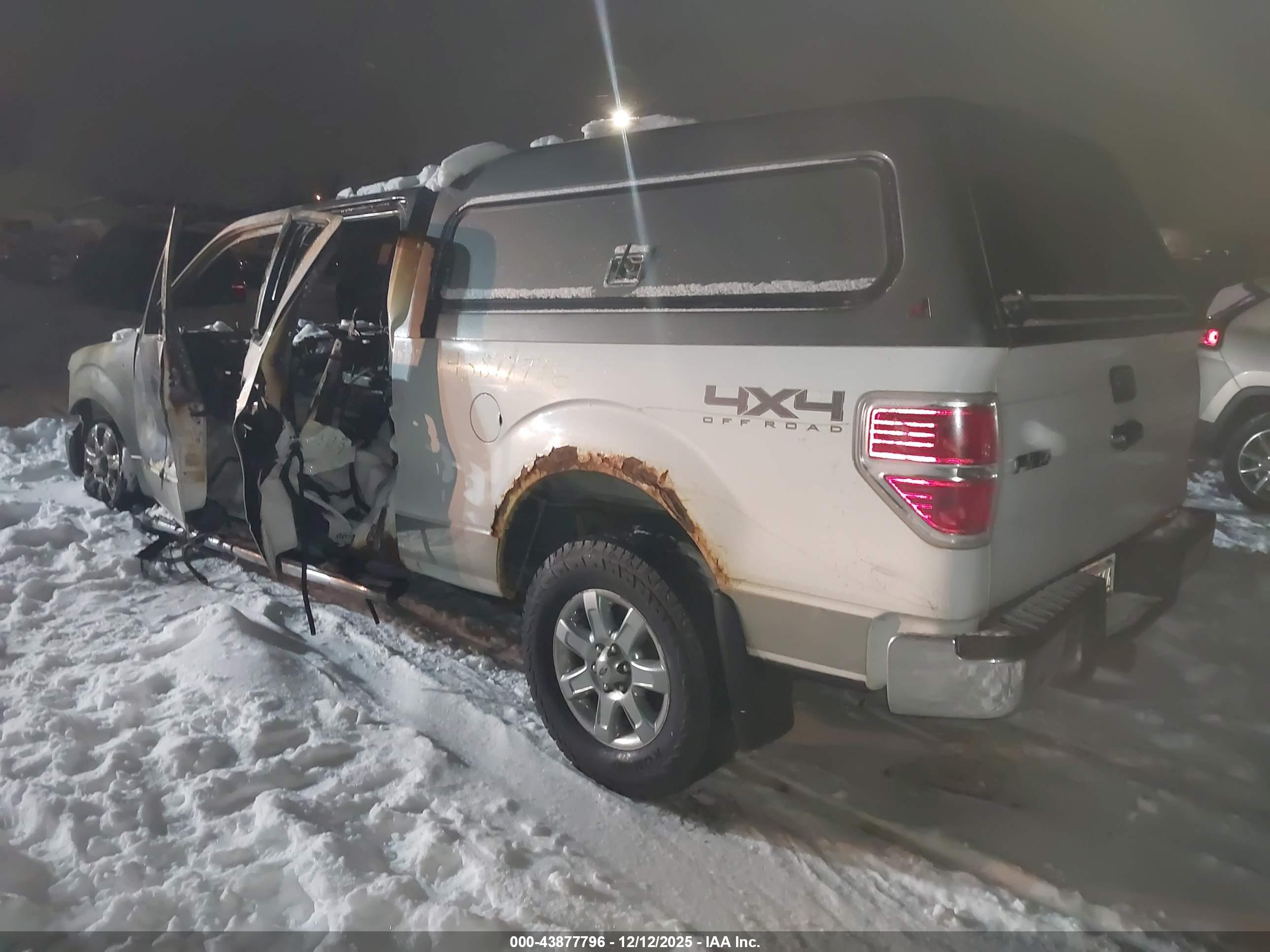FORD F-150 image 3