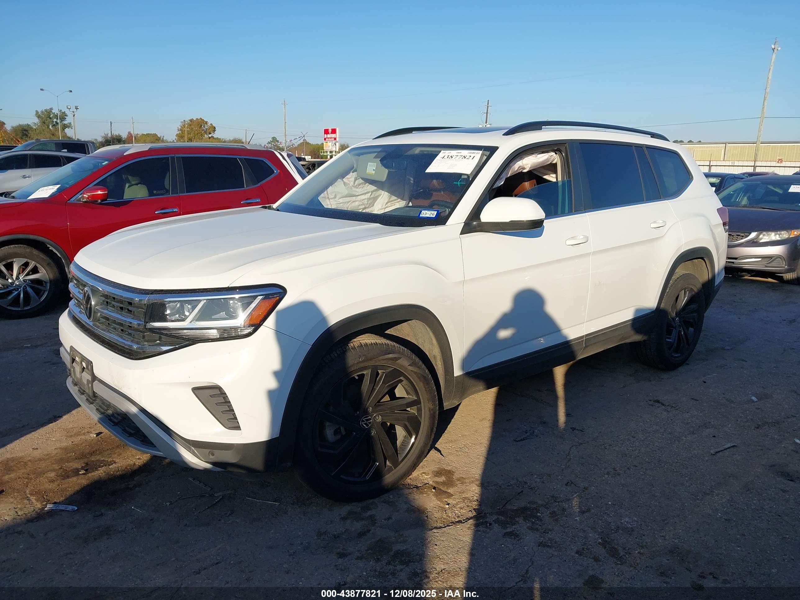 VOLKSWAGEN ATLAS image 2