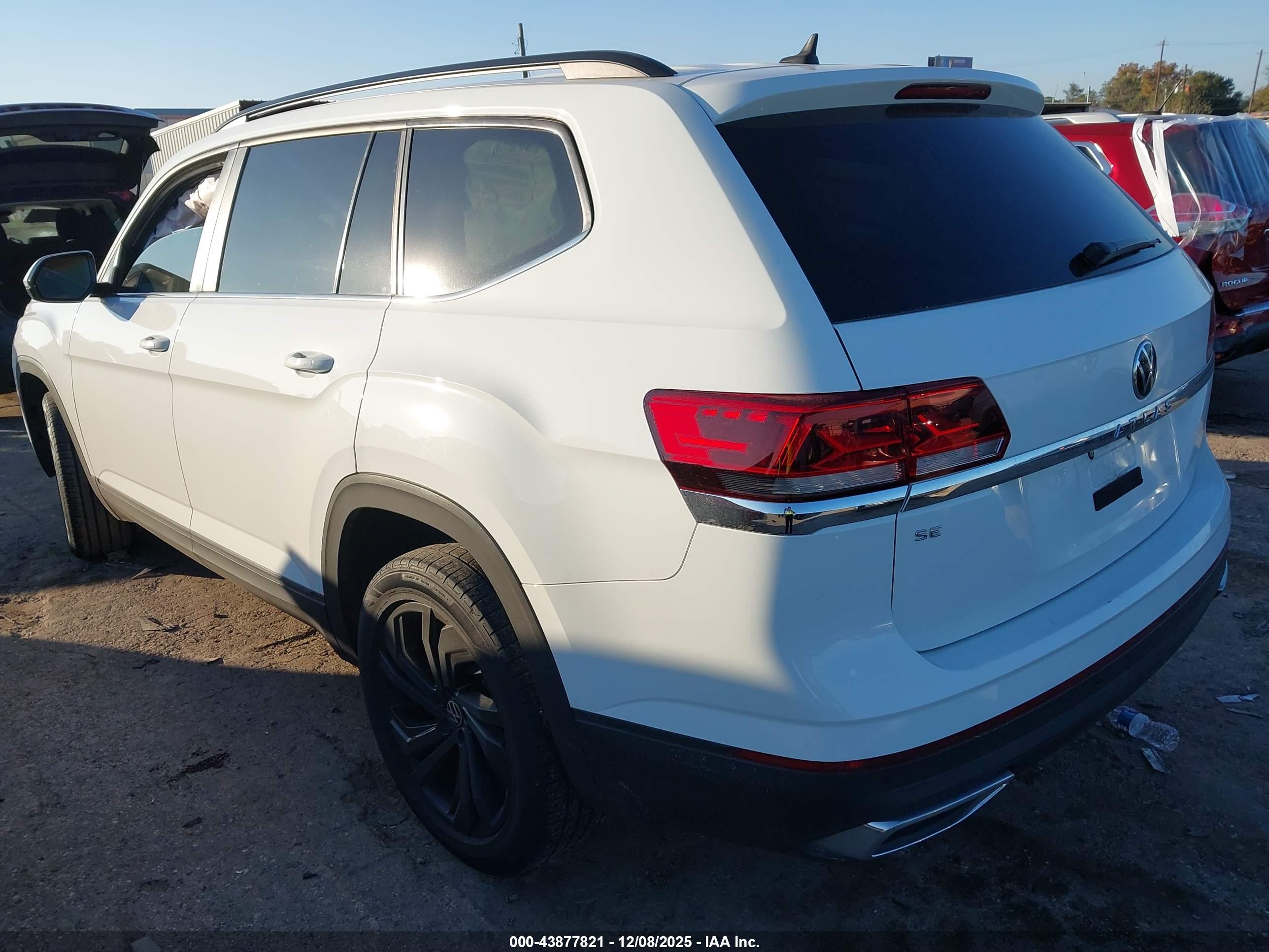 VOLKSWAGEN ATLAS image 3