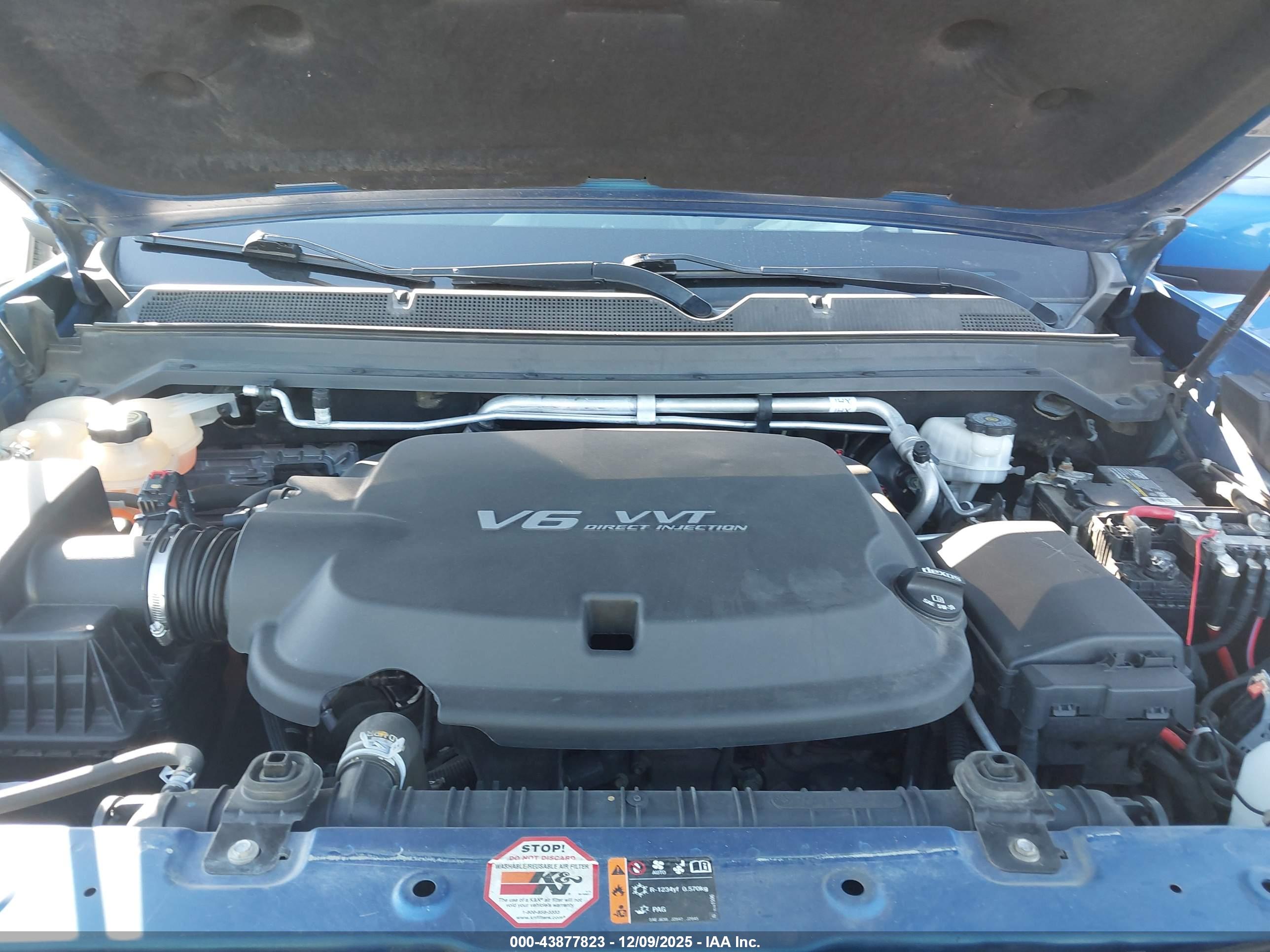CHEVROLET COLORADO image 10