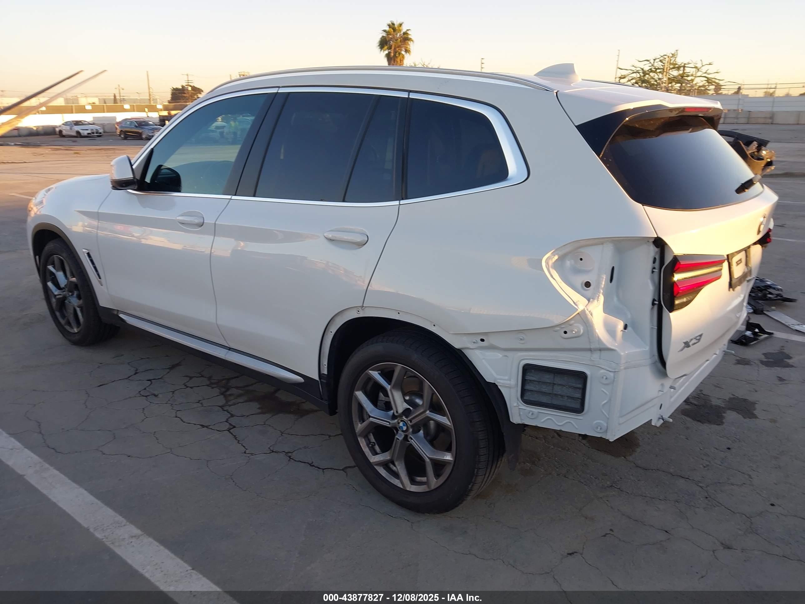 BMW X3 image 3