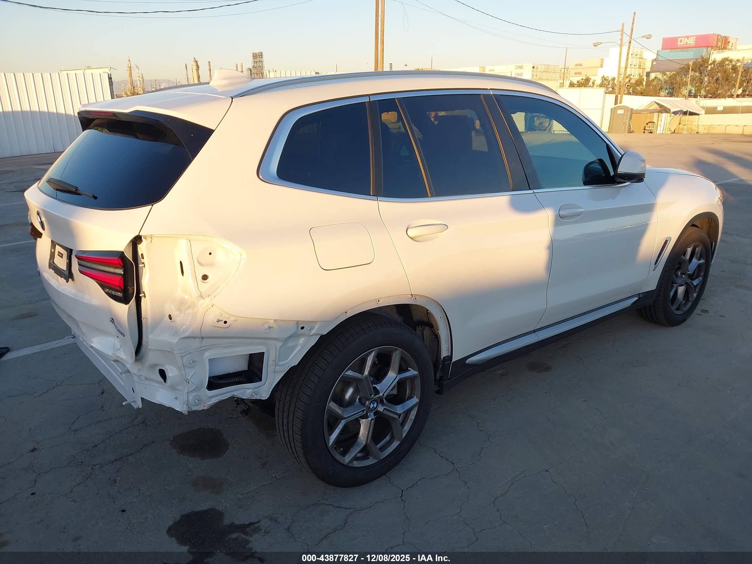 BMW X3 image 4