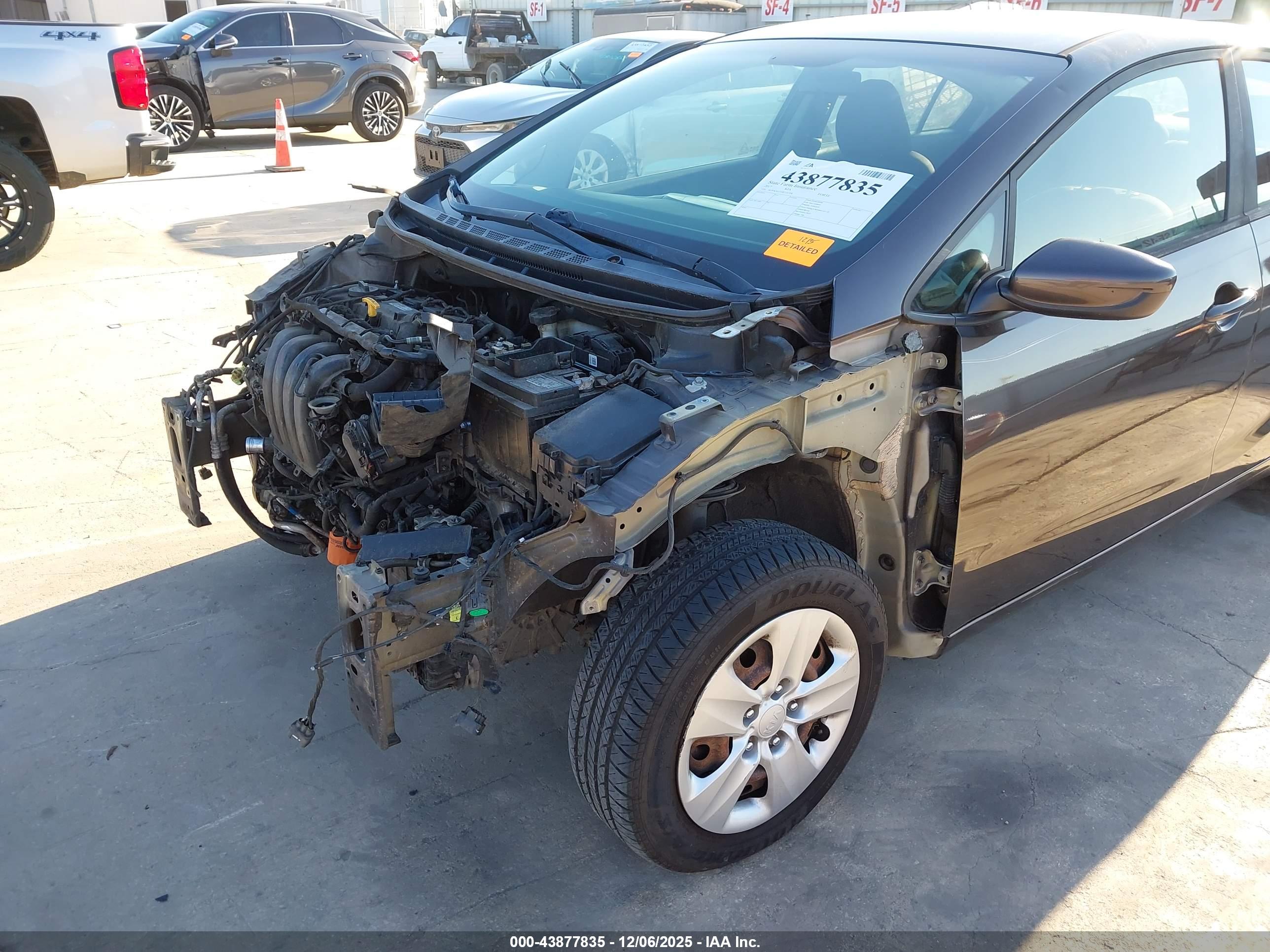 KIA FORTE image 6