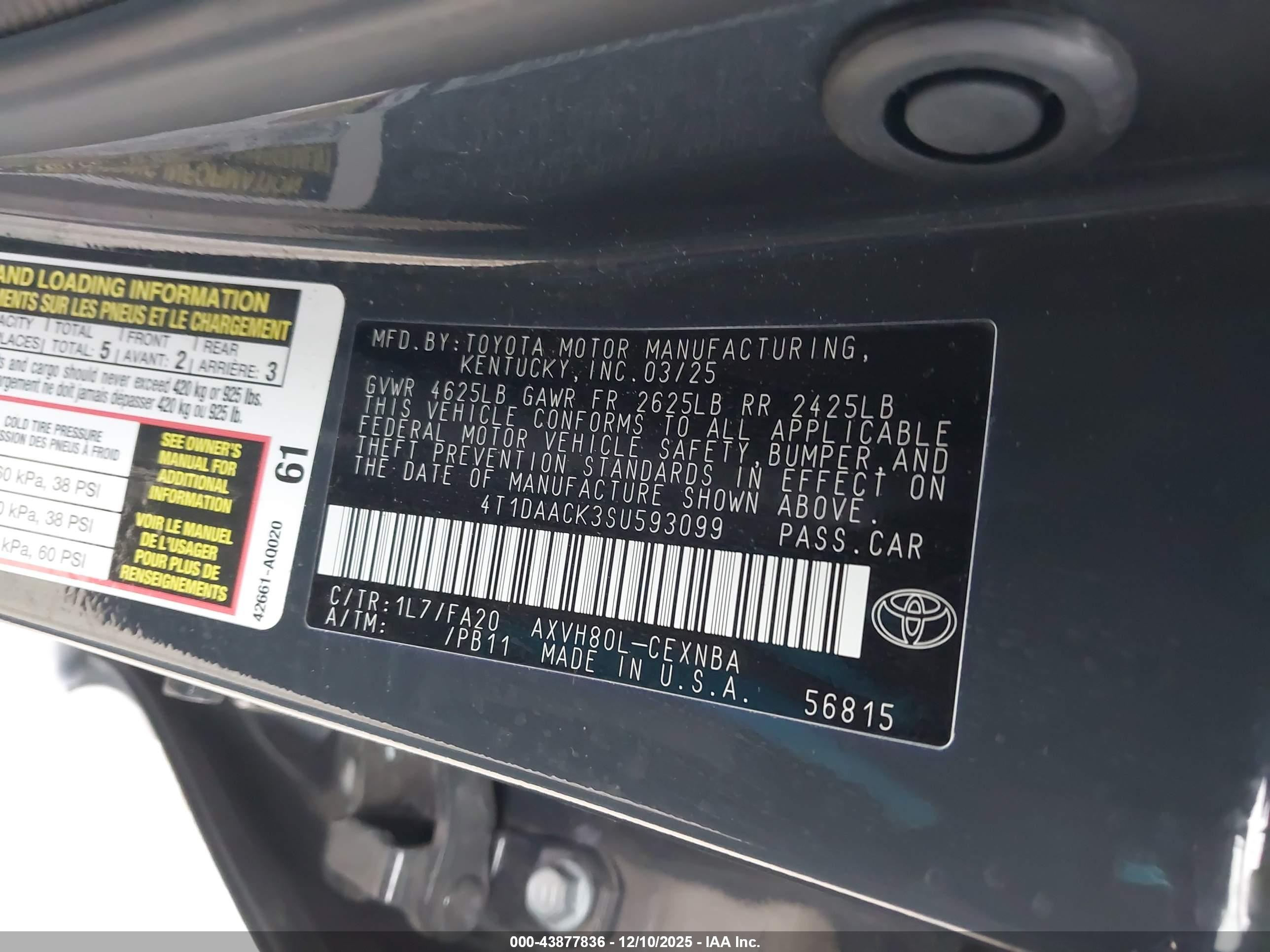 TOYOTA CAMRY image 9