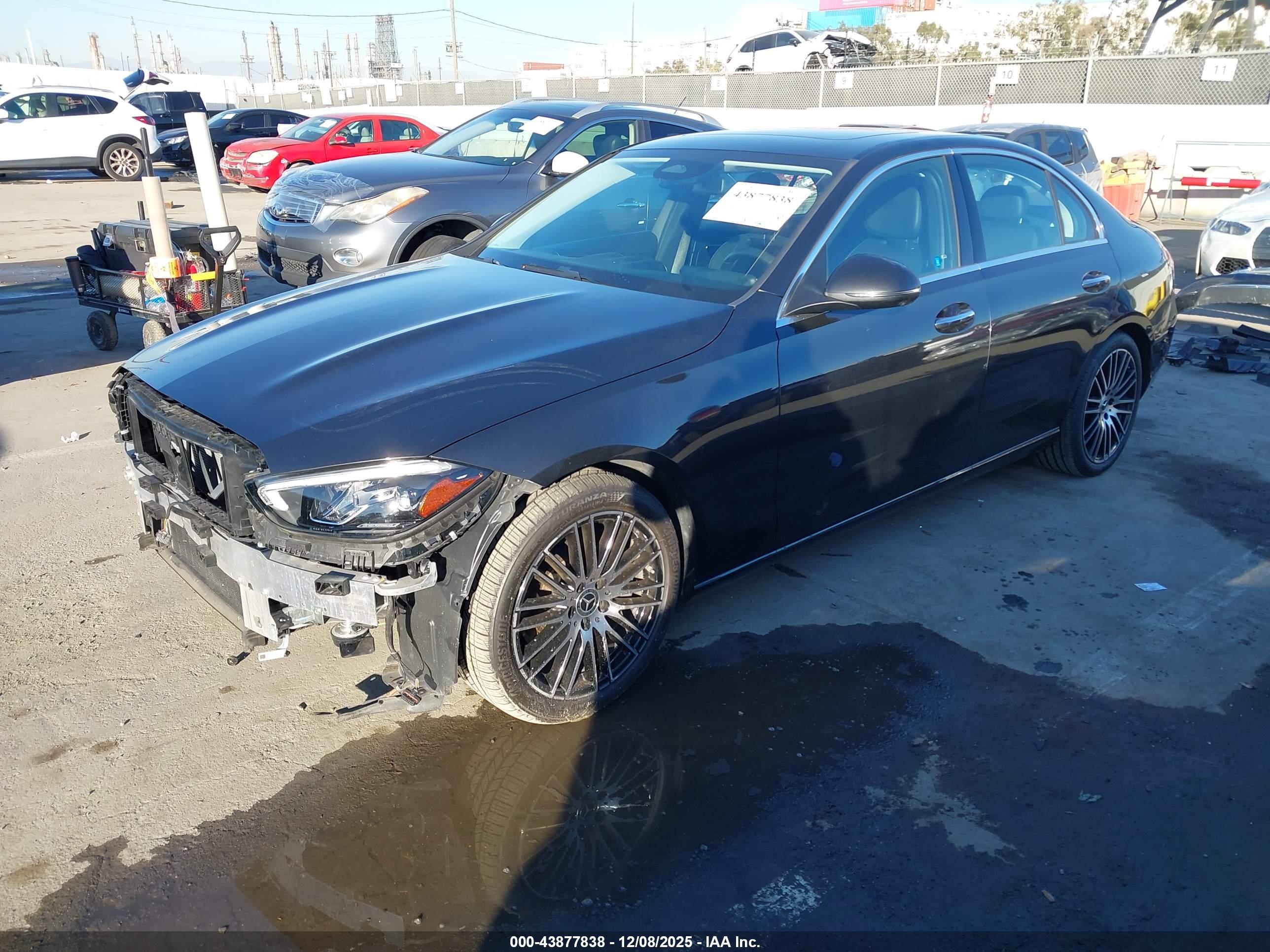 MERCEDES-BENZ C image 2
