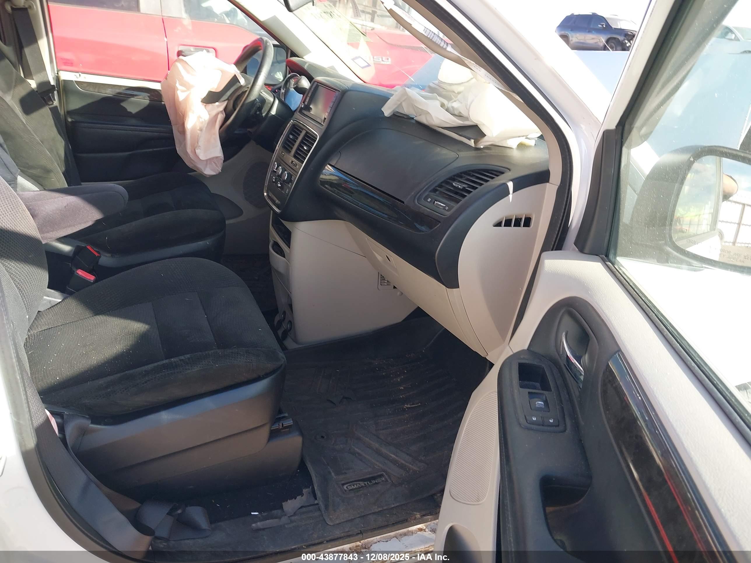 DODGE GRAND image 5
