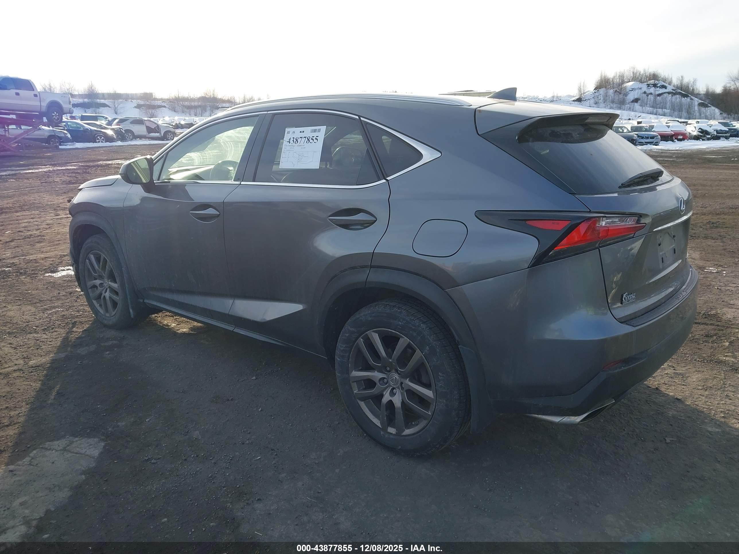 LEXUS NX image 3