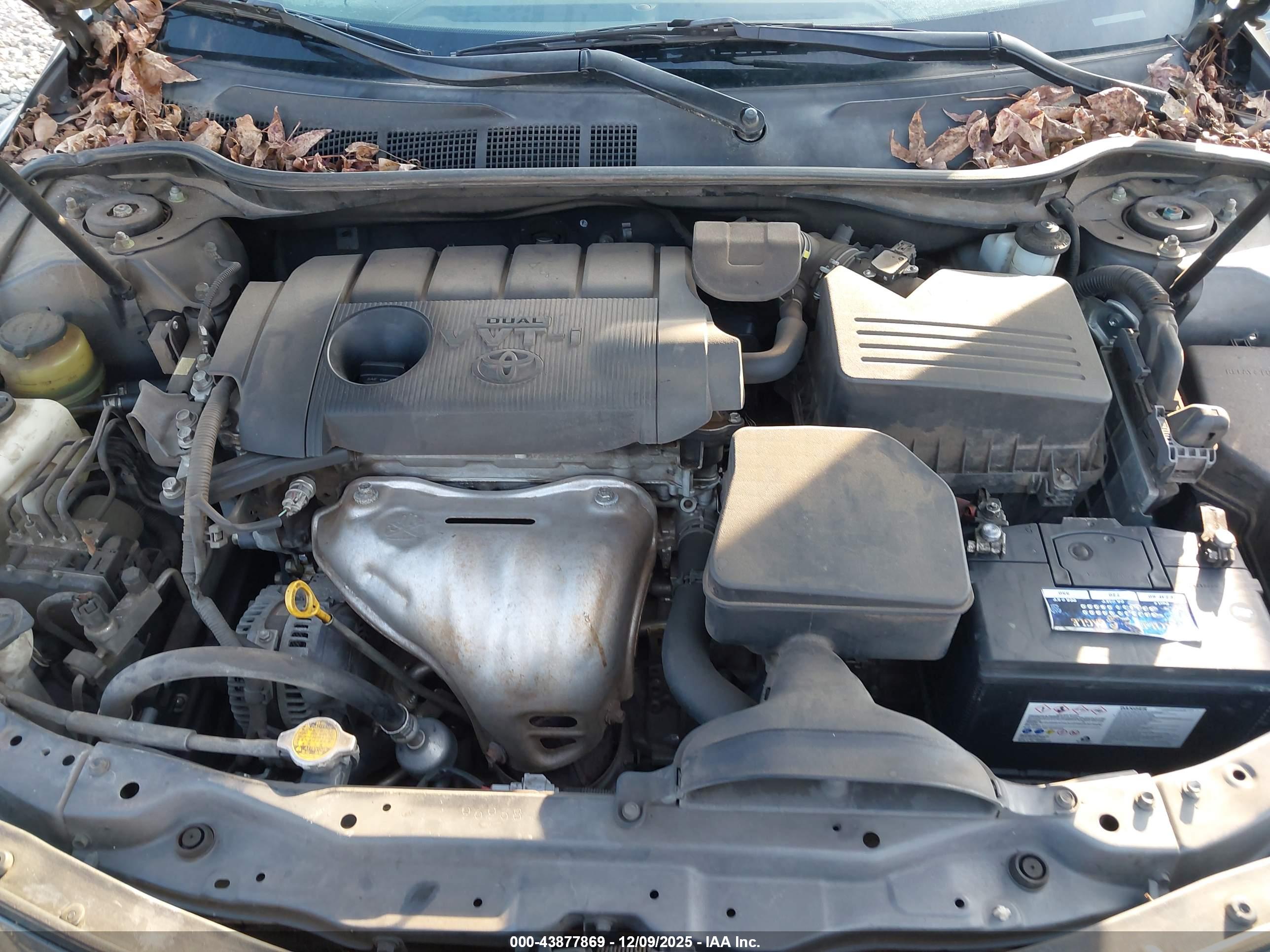 TOYOTA CAMRY image 10