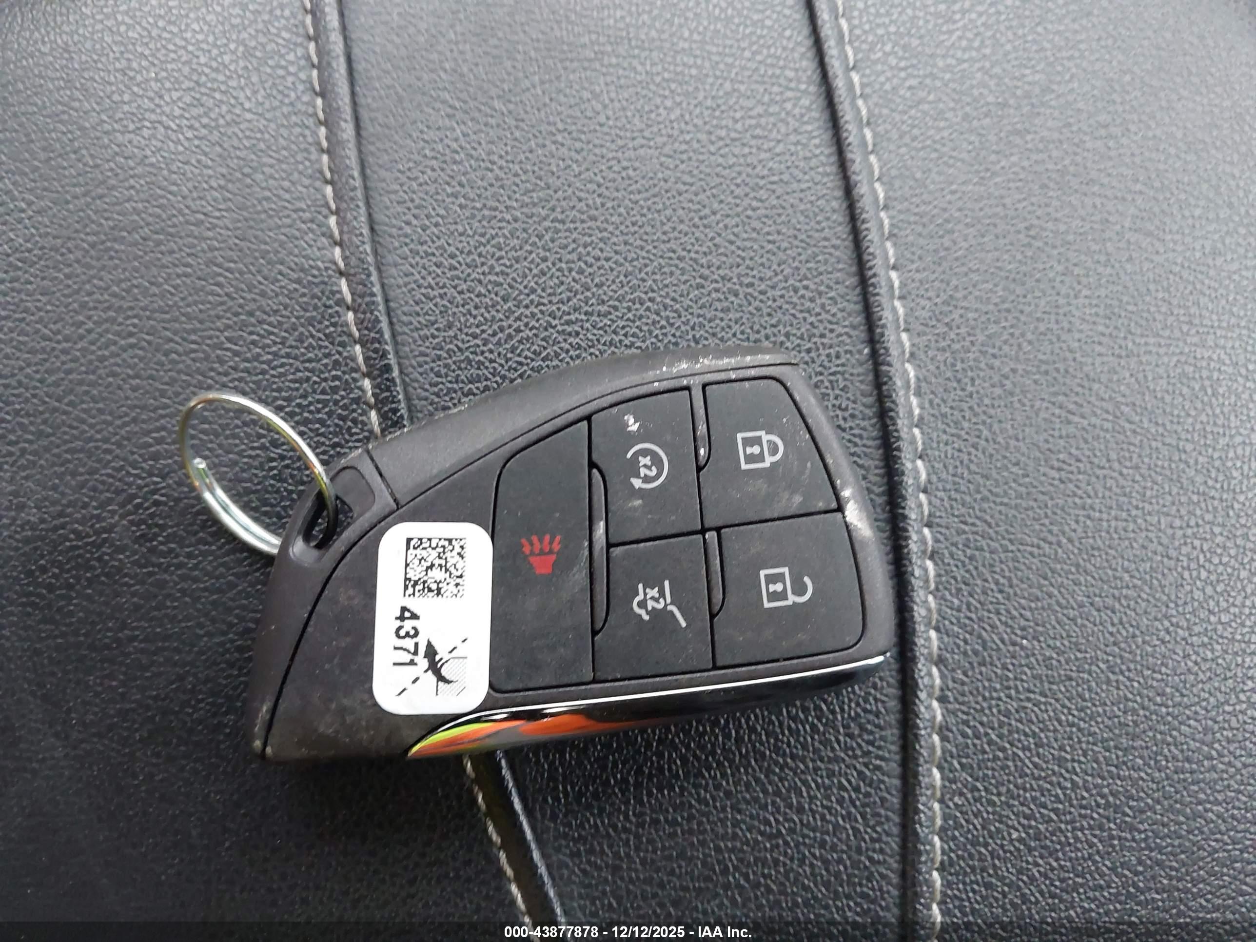 CHEVROLET TRAVERSE image 11