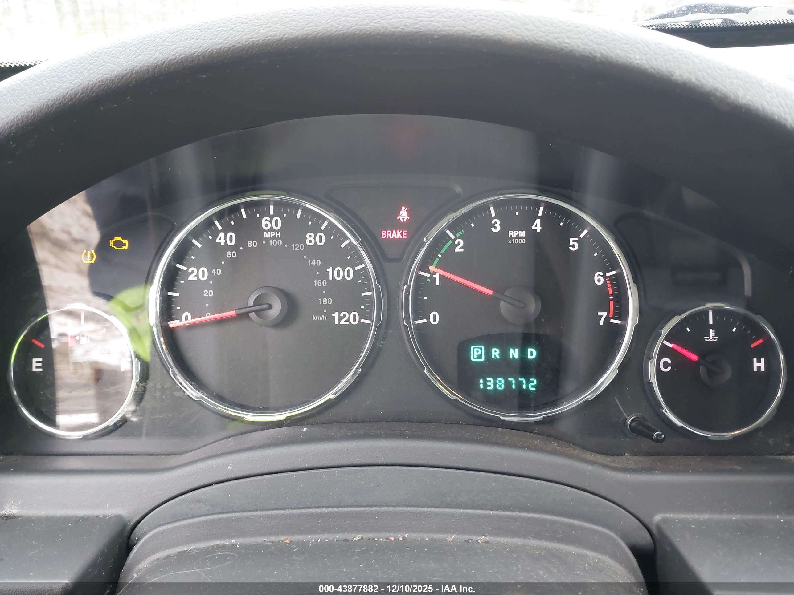 JEEP LIBERTY image 7