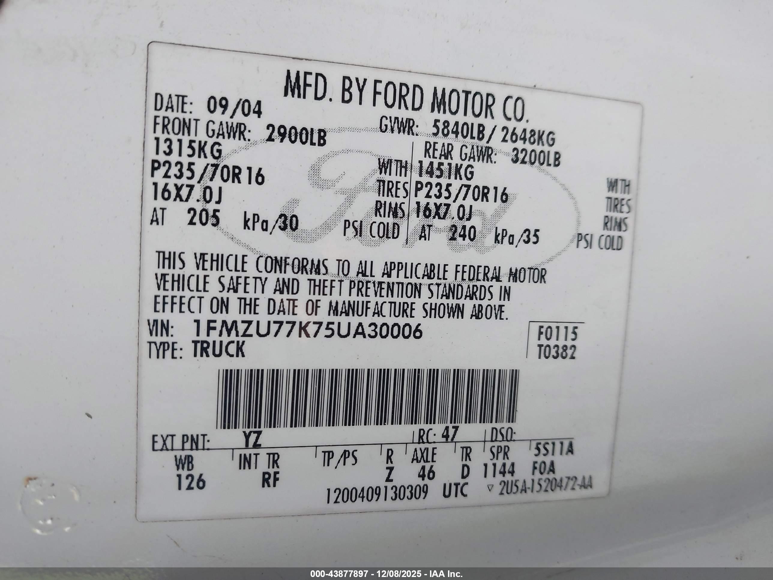 FORD EXPLORER image 9