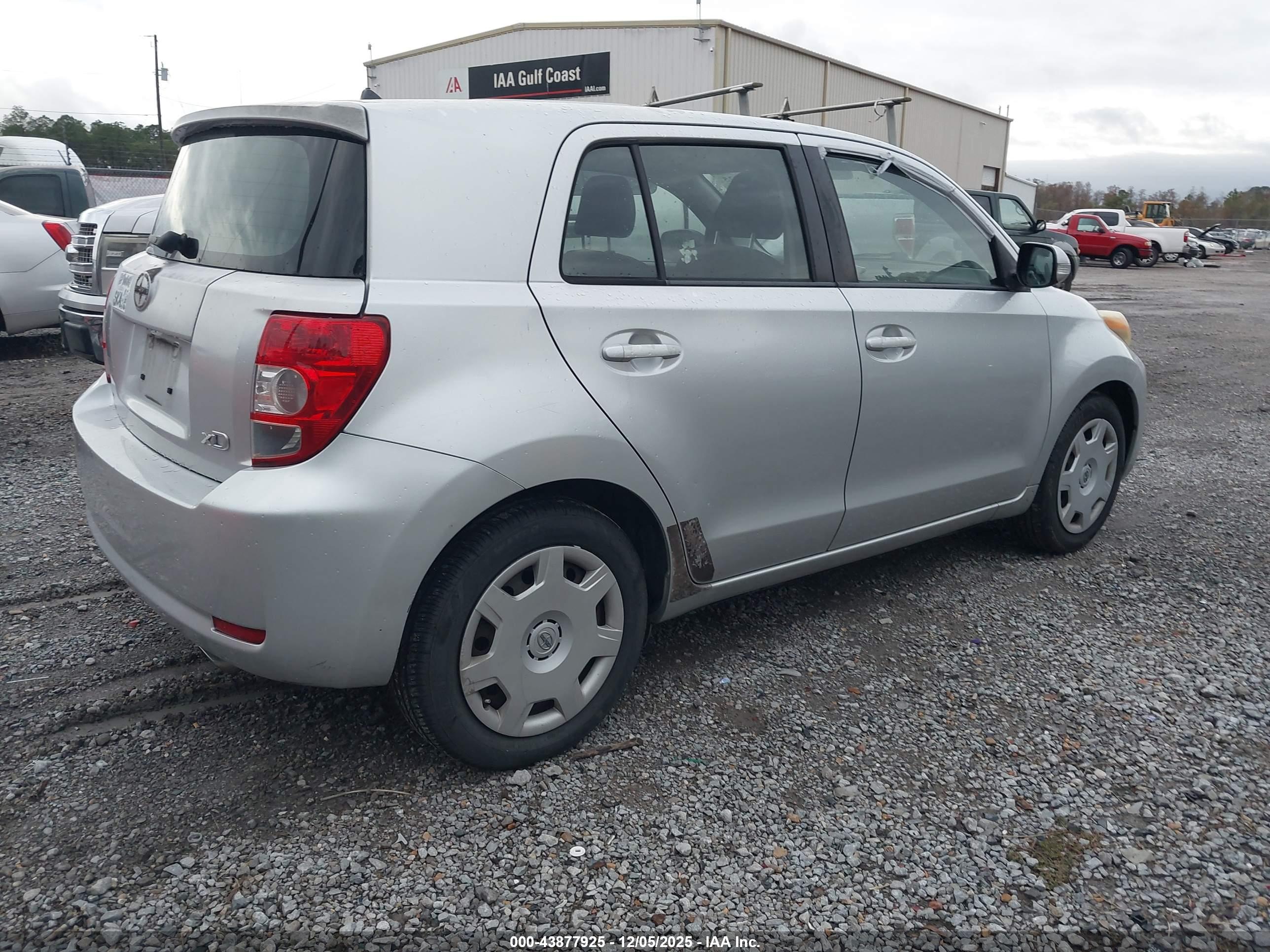 SCION XD image 4